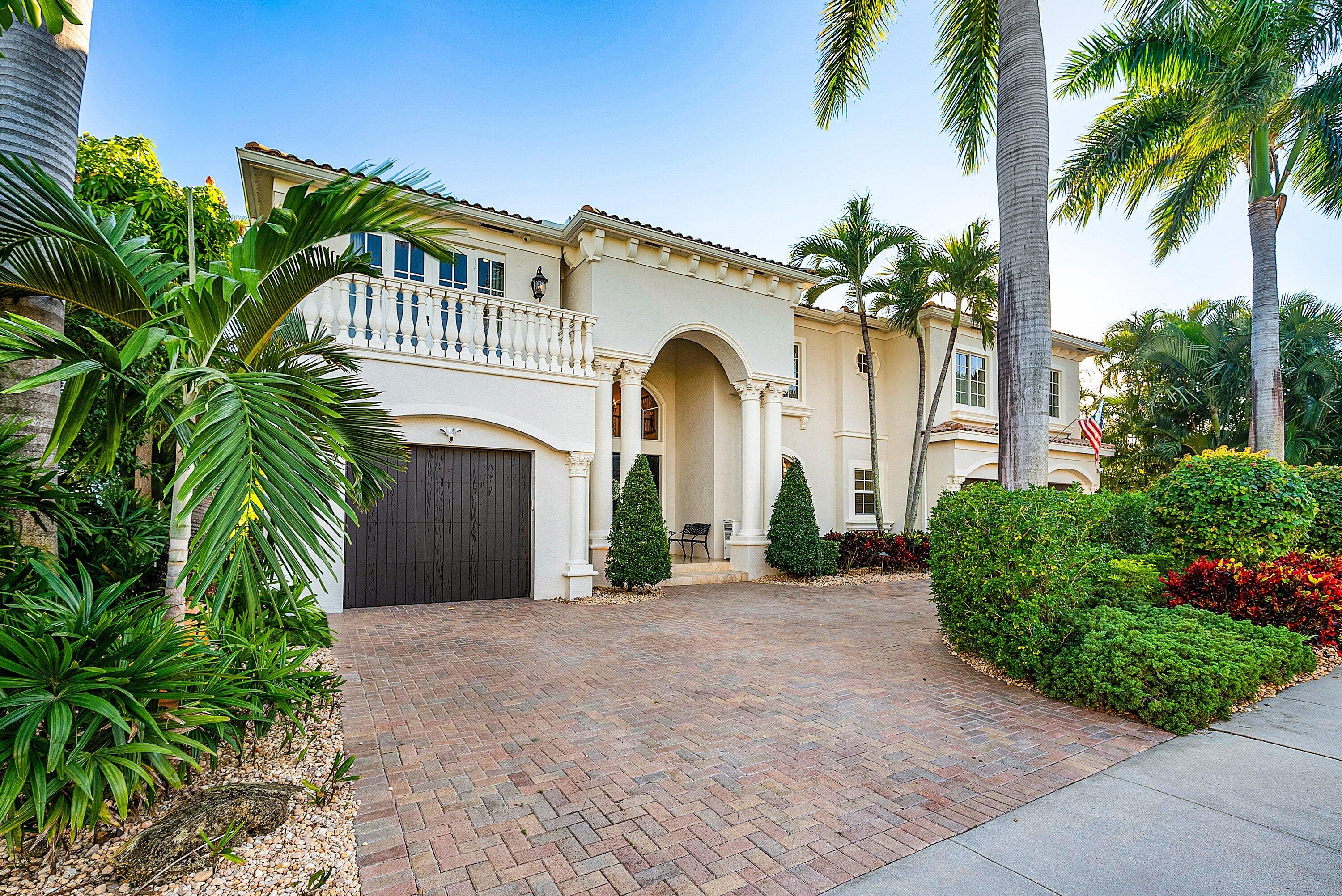 BOCA HARBOUR - Residential