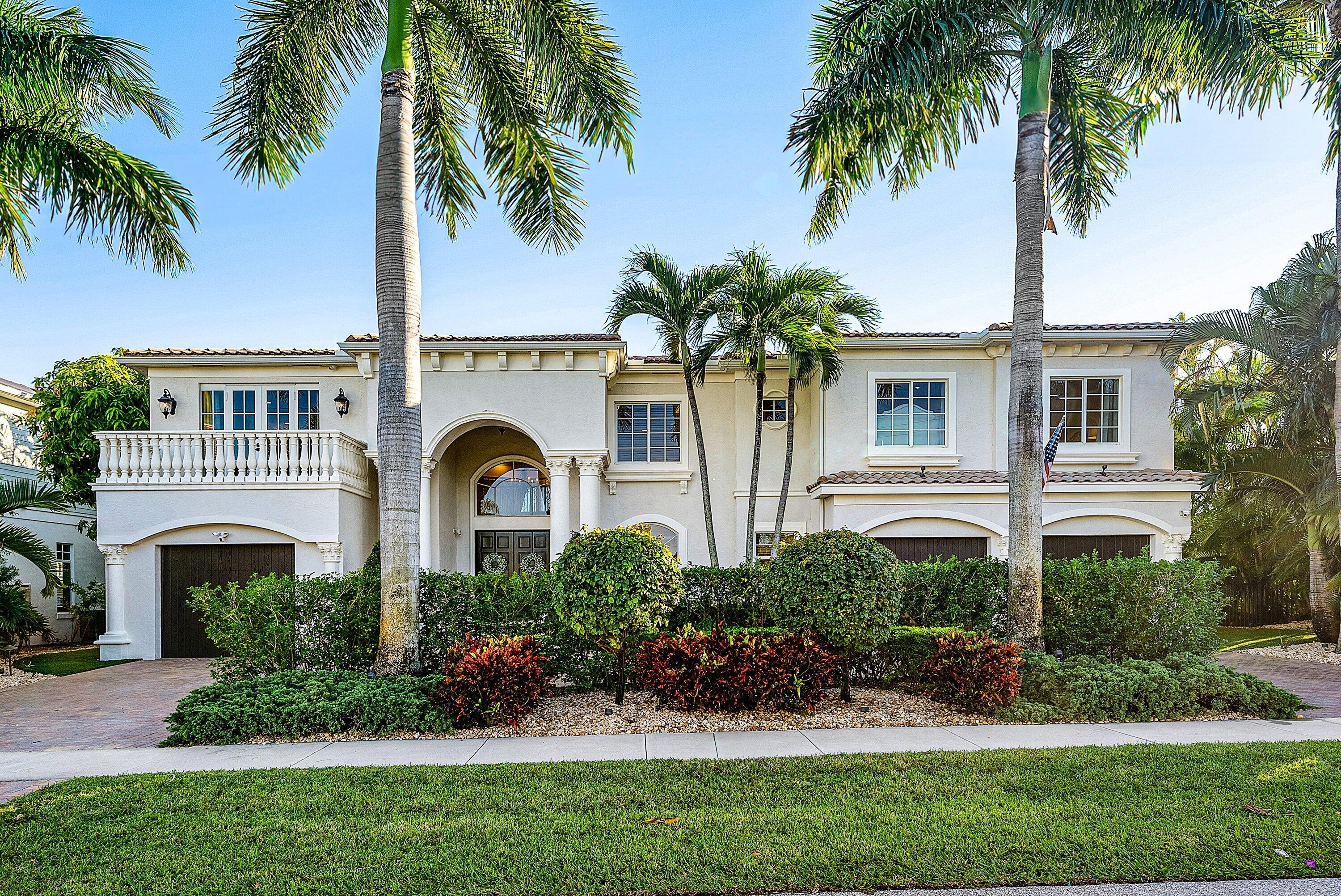 BOCA HARBOUR - Residential