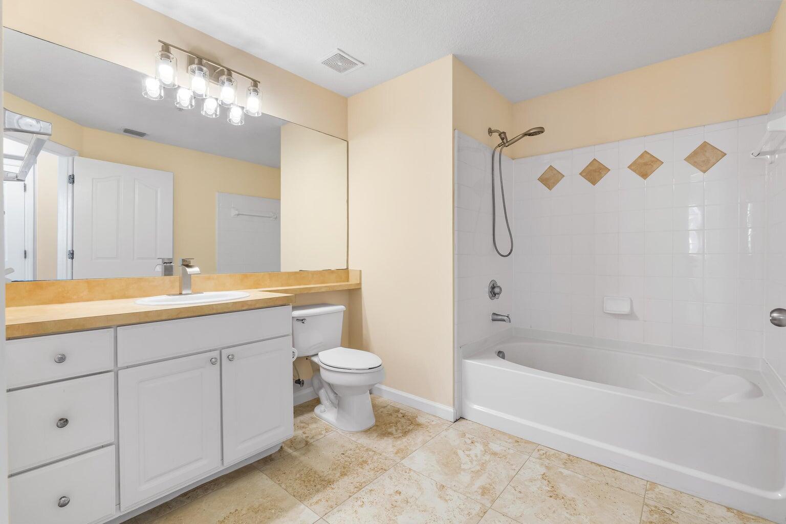 MEZZANO CONDO - Residential Lease