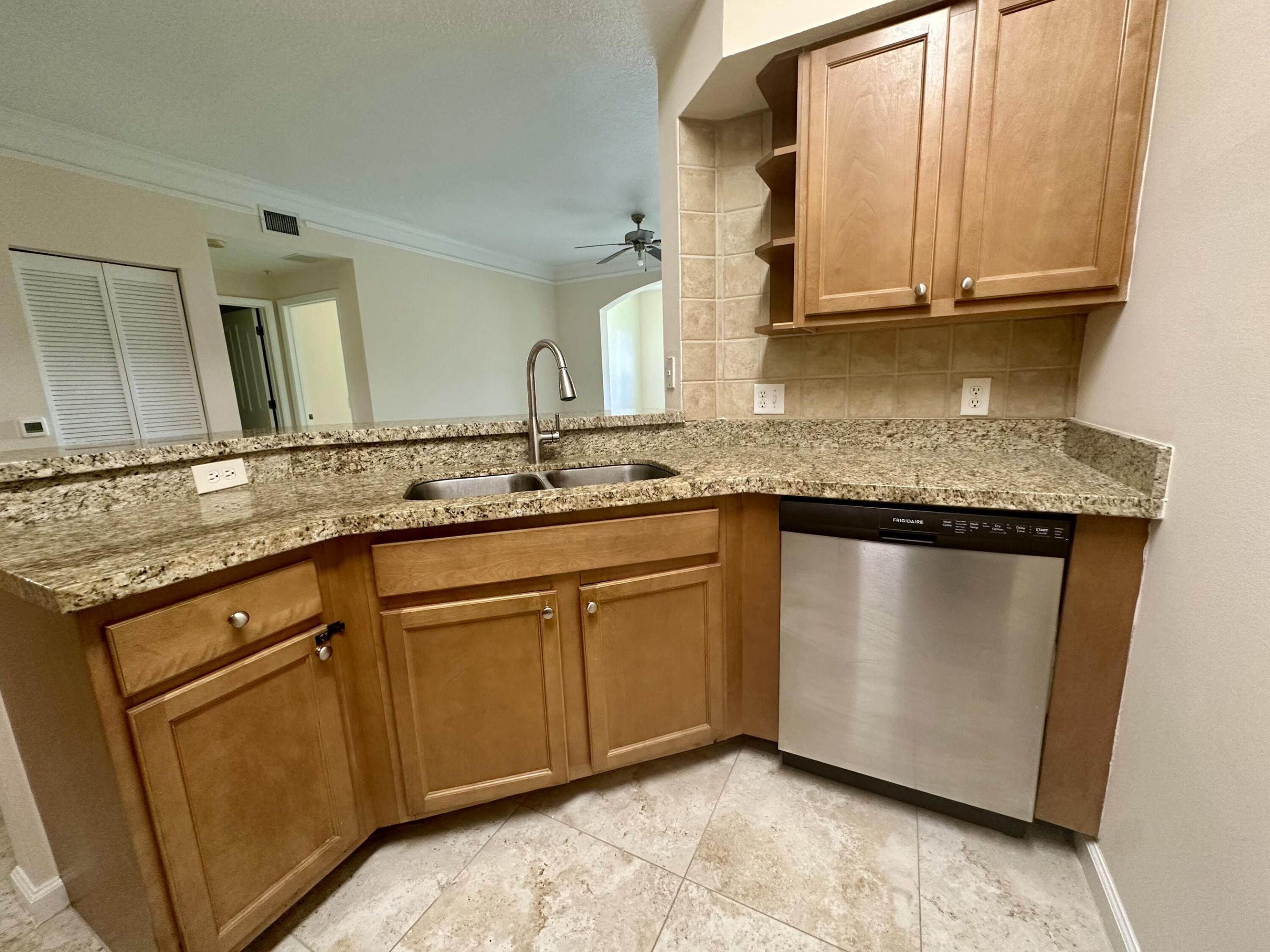 MEZZANO CONDO - Residential Lease