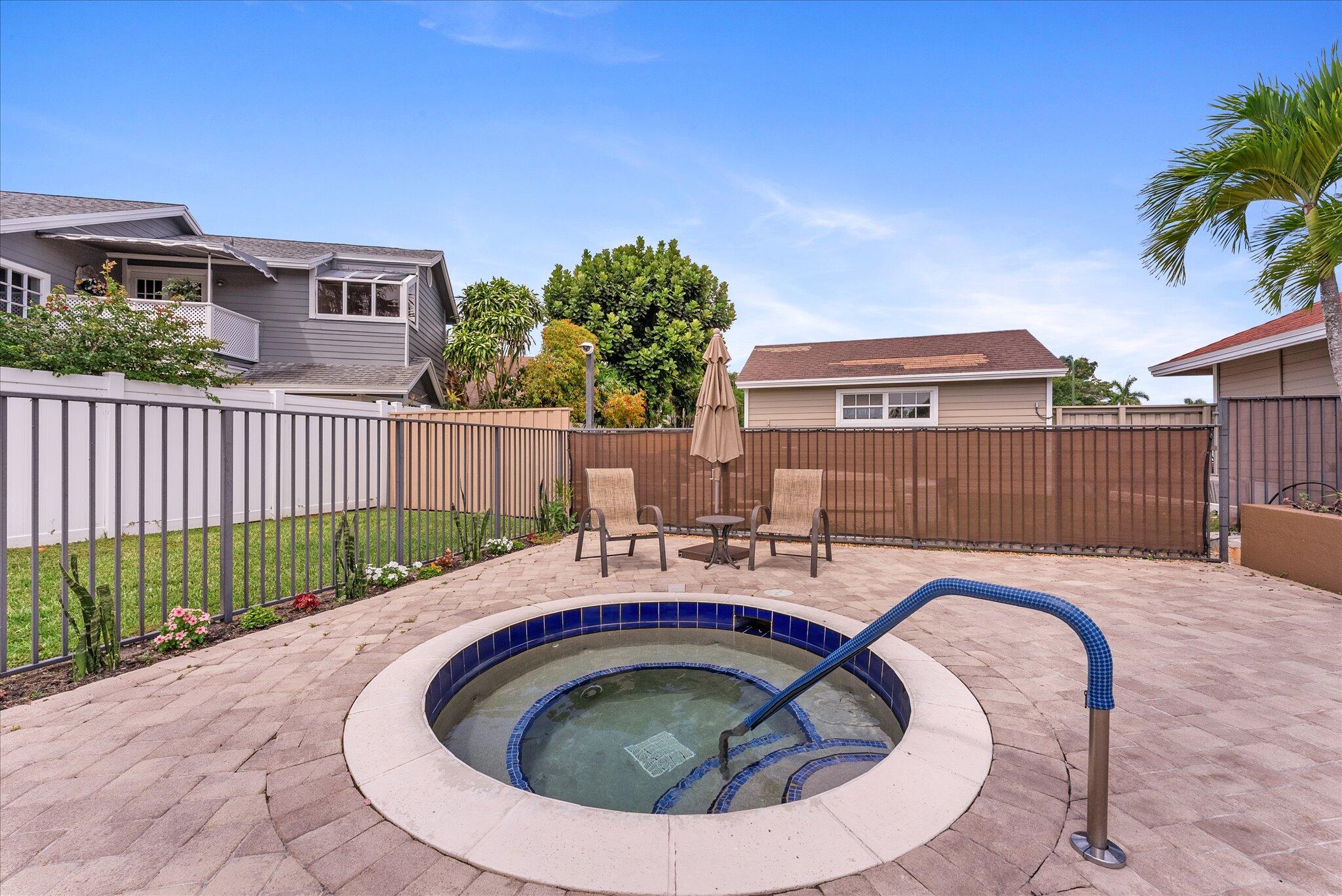 FAIRFIELD - Residential