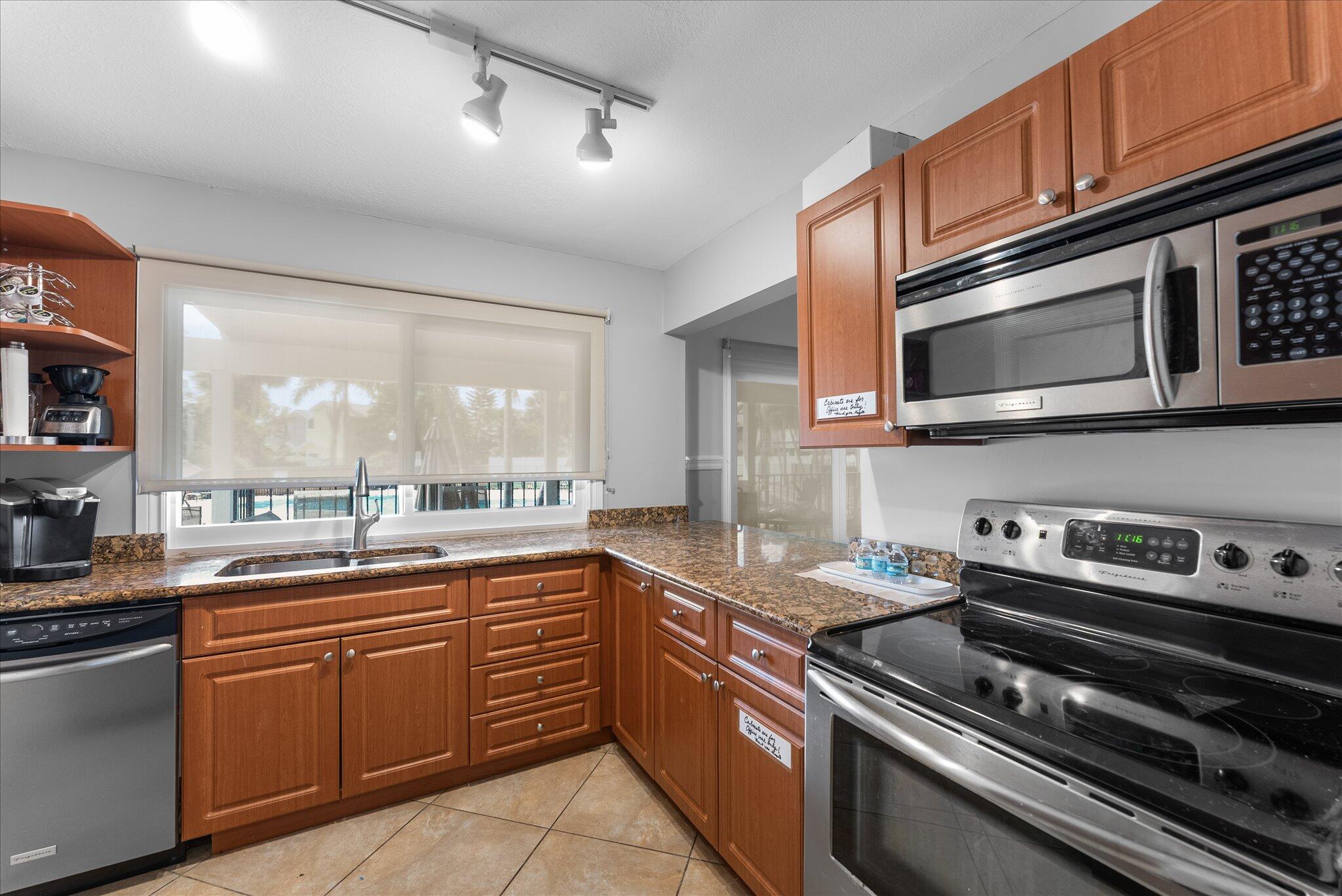 FAIRFIELD - Residential