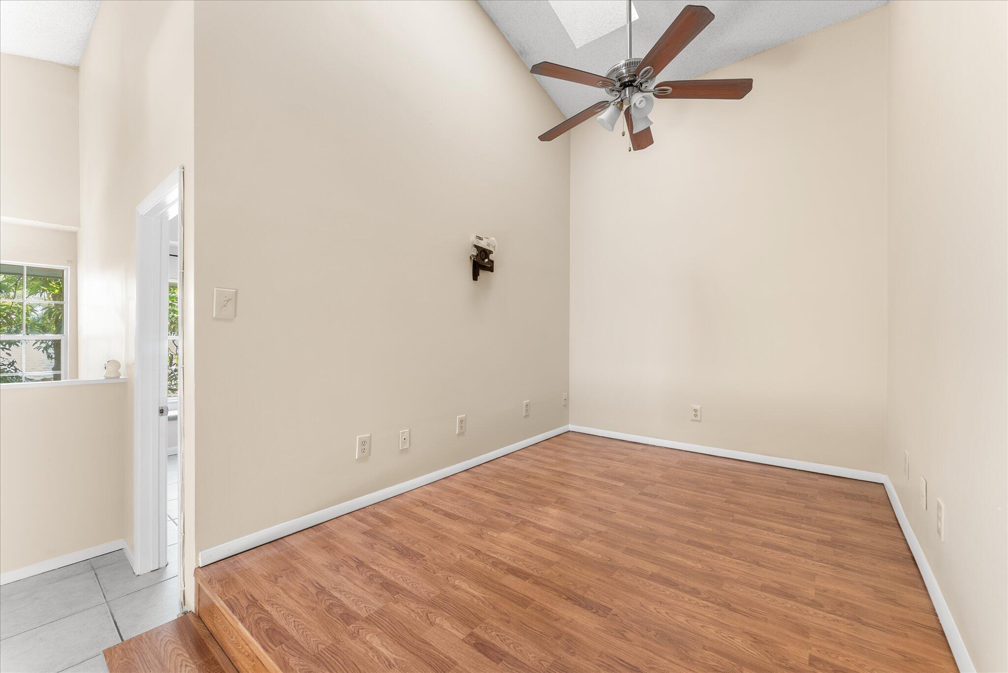 FAIRFIELD - Residential