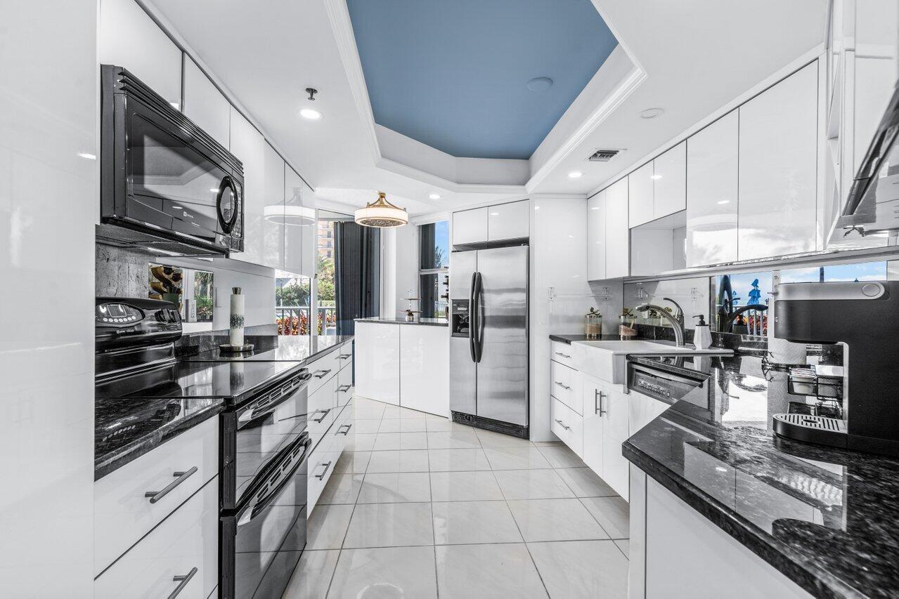 CORNICHE CONDO - Residential Lease