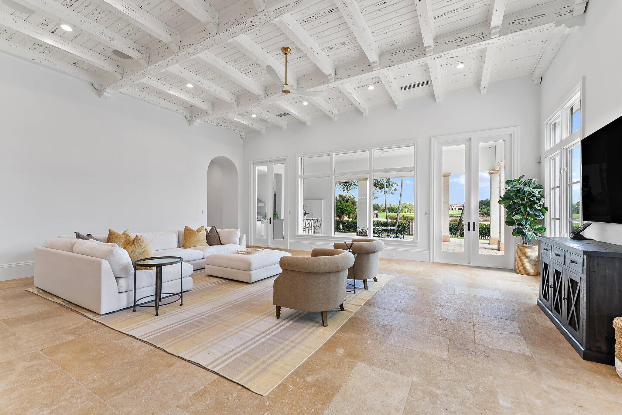 OLD PALM - Residential