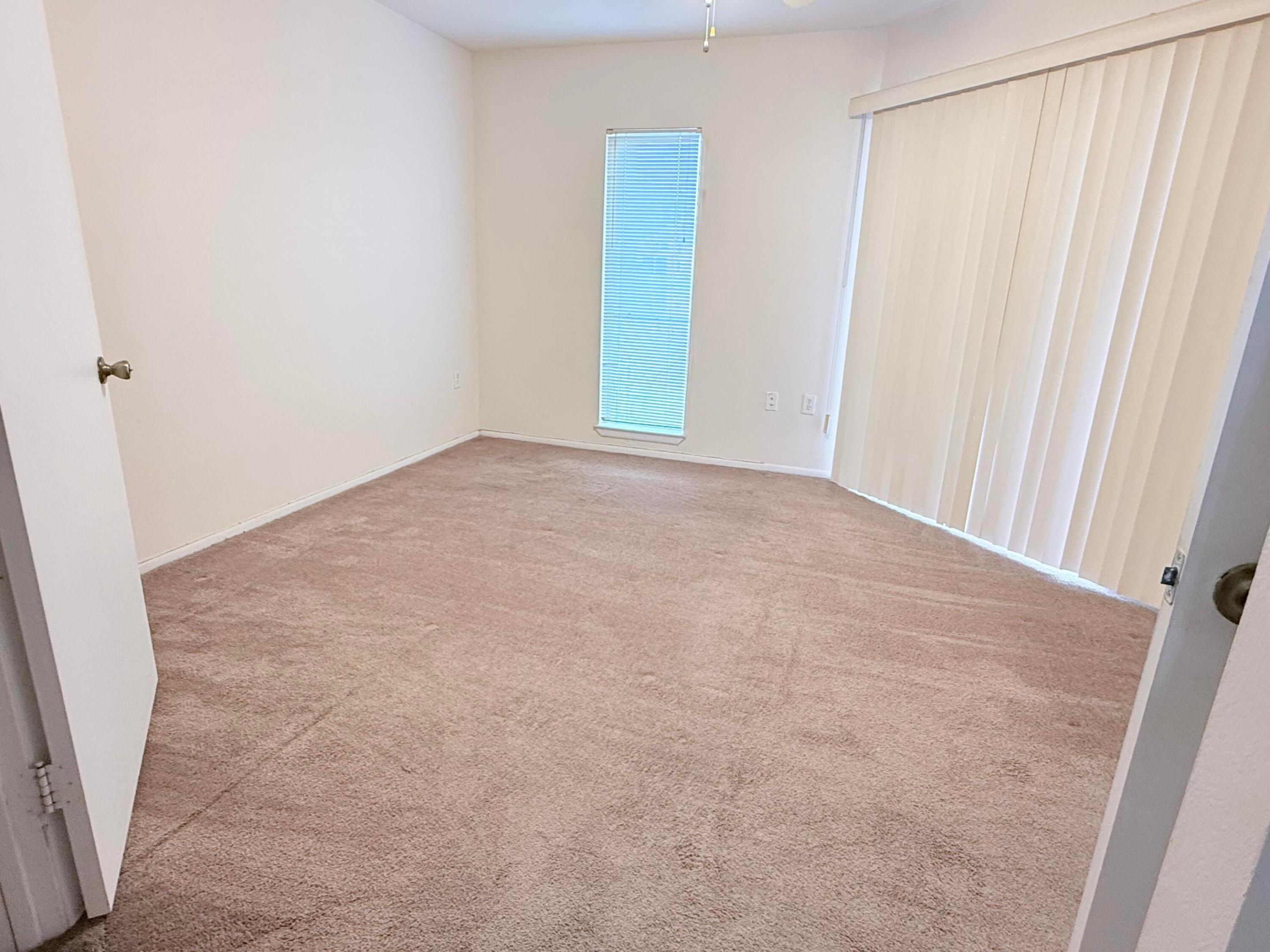PALM LAKE CONDO - Residential Lease