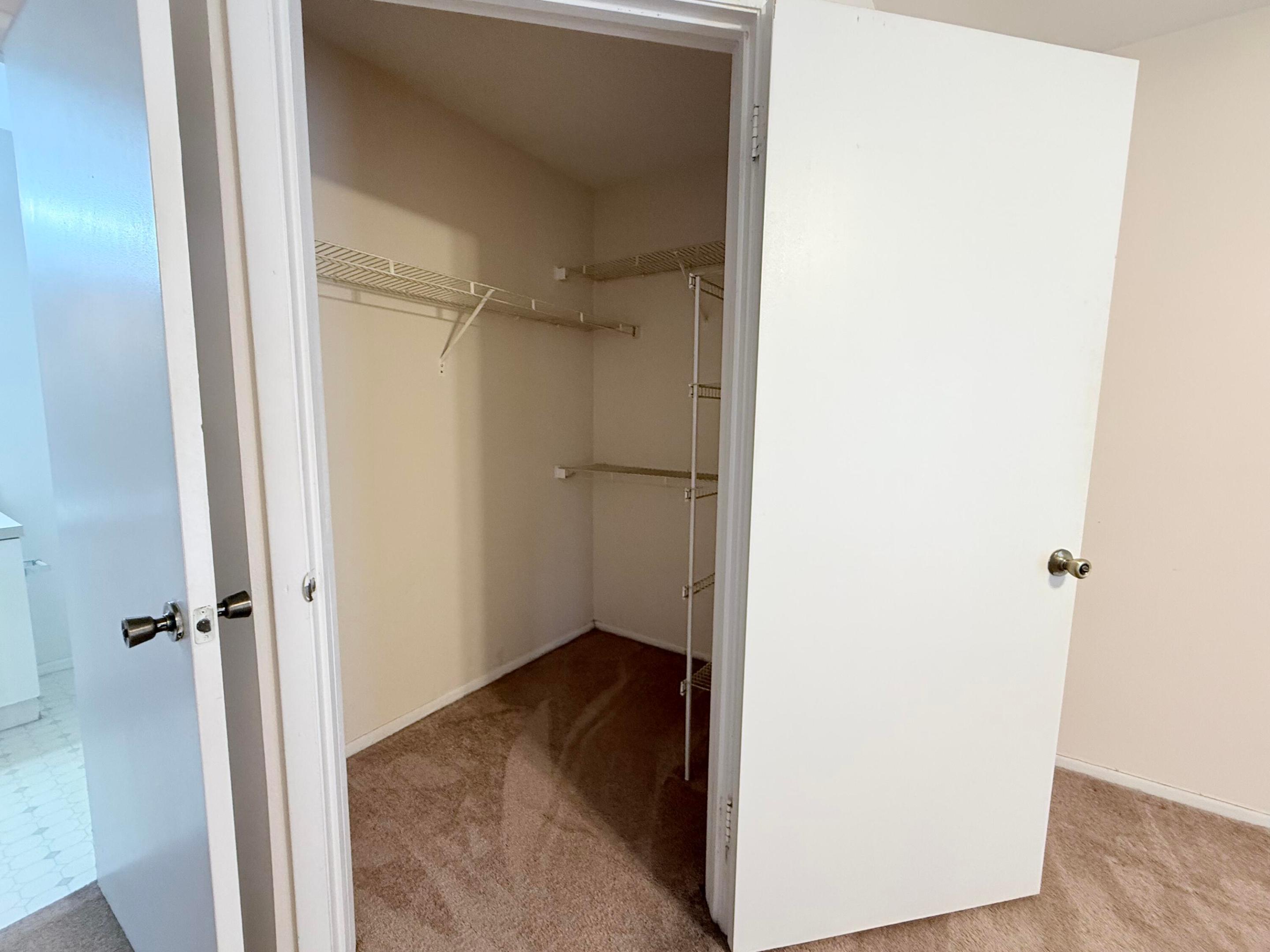 PALM LAKE CONDO - Residential Lease