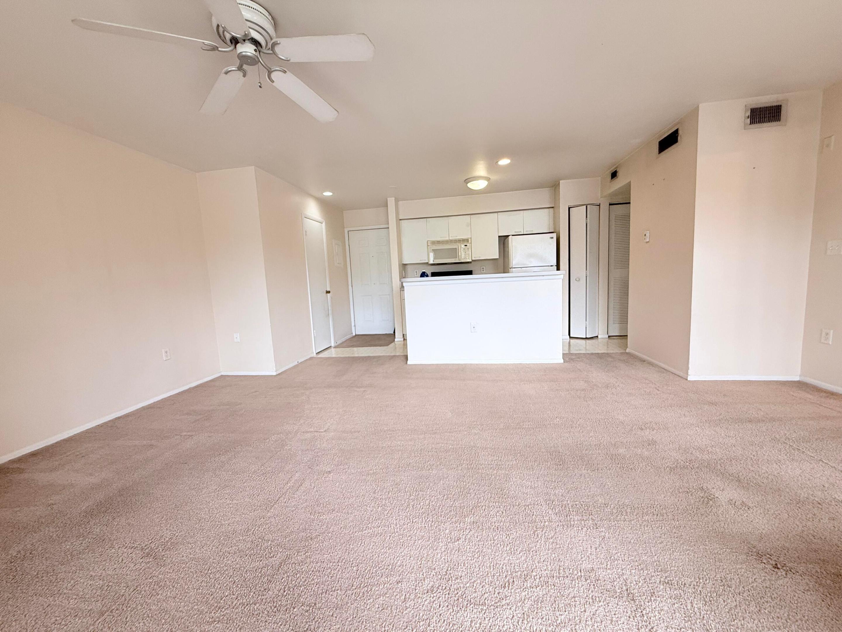 PALM LAKE CONDO - Residential Lease