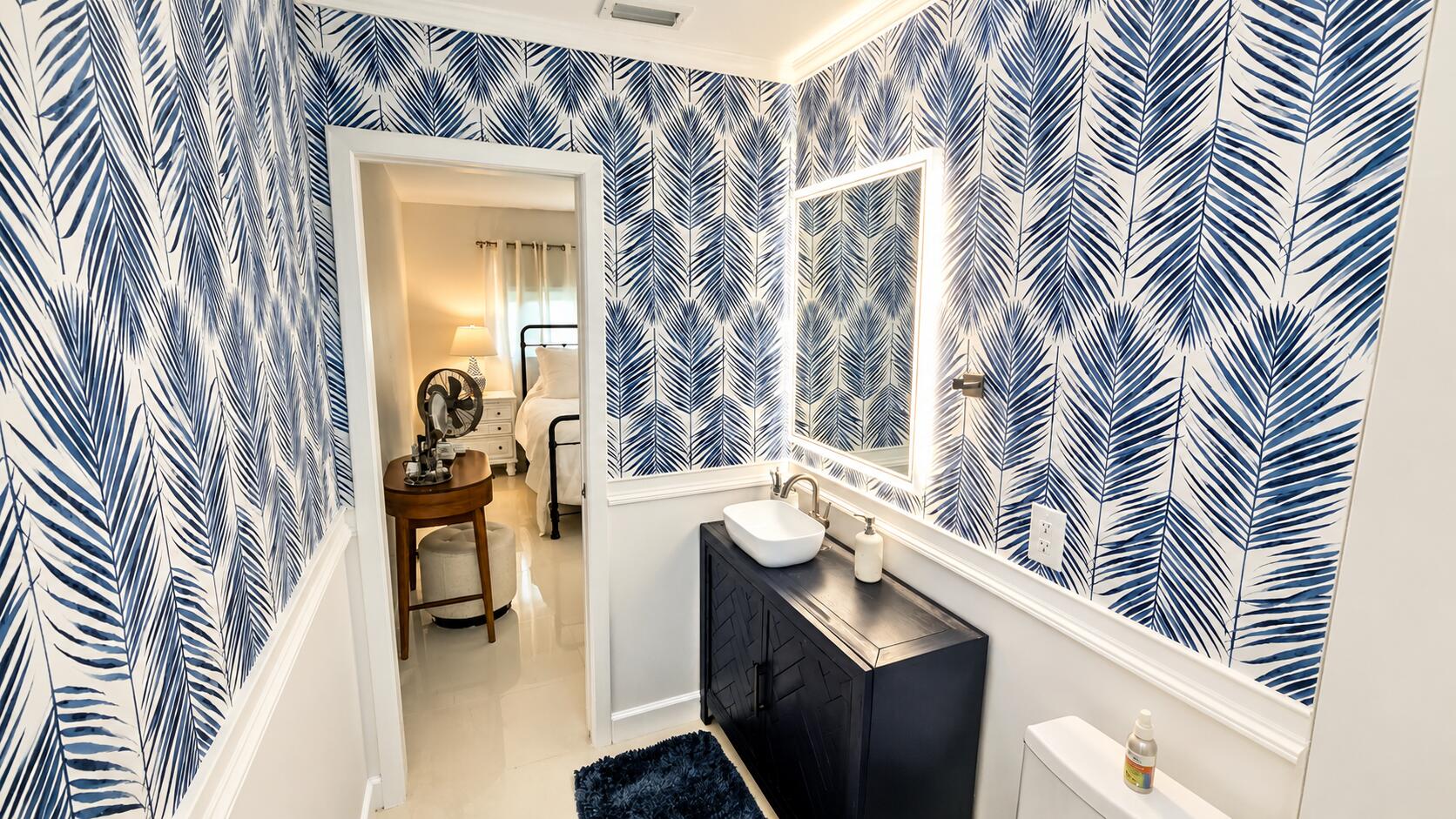 CRESTHAVEN VILLAS CONDO 25 - Residential