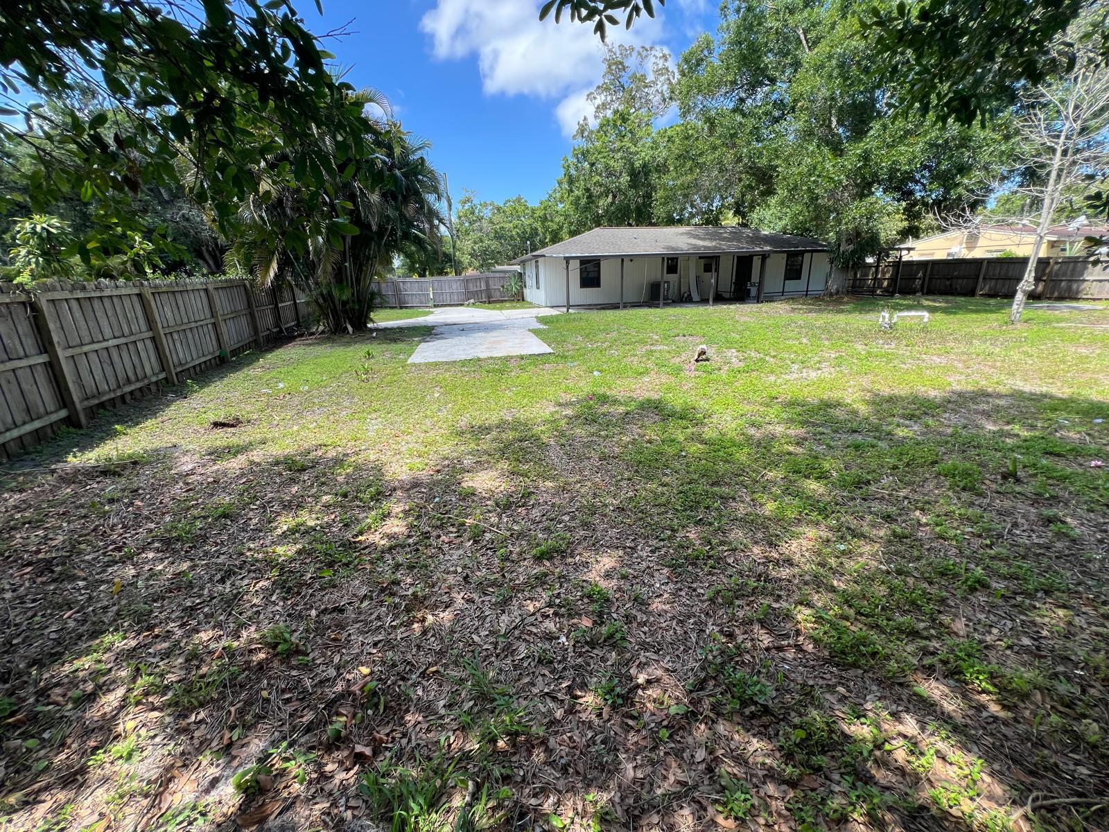 METES AND BOUNDS - Residential Lease