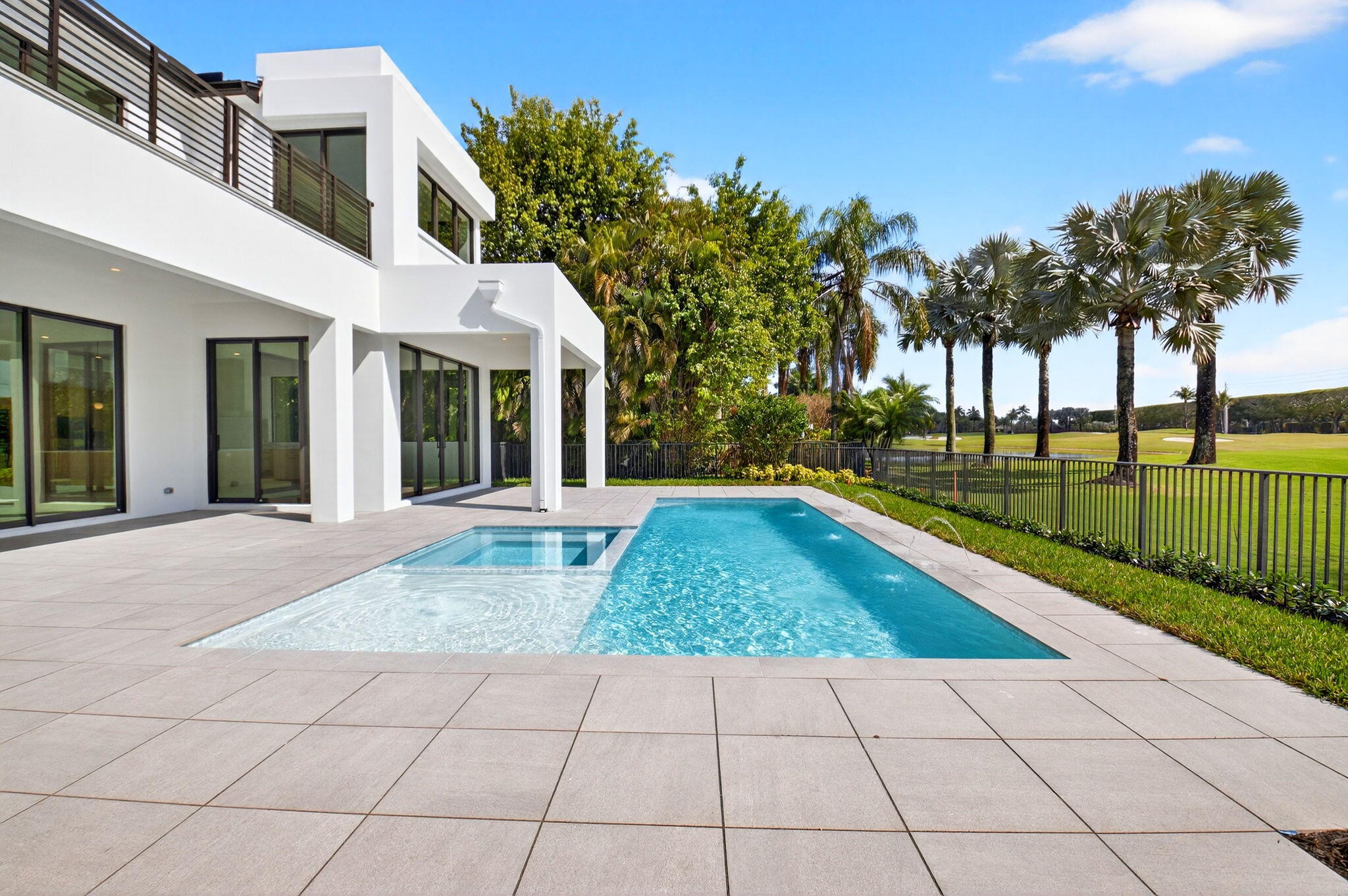 ST ANDREWS COUNTRY CLUB - Residential