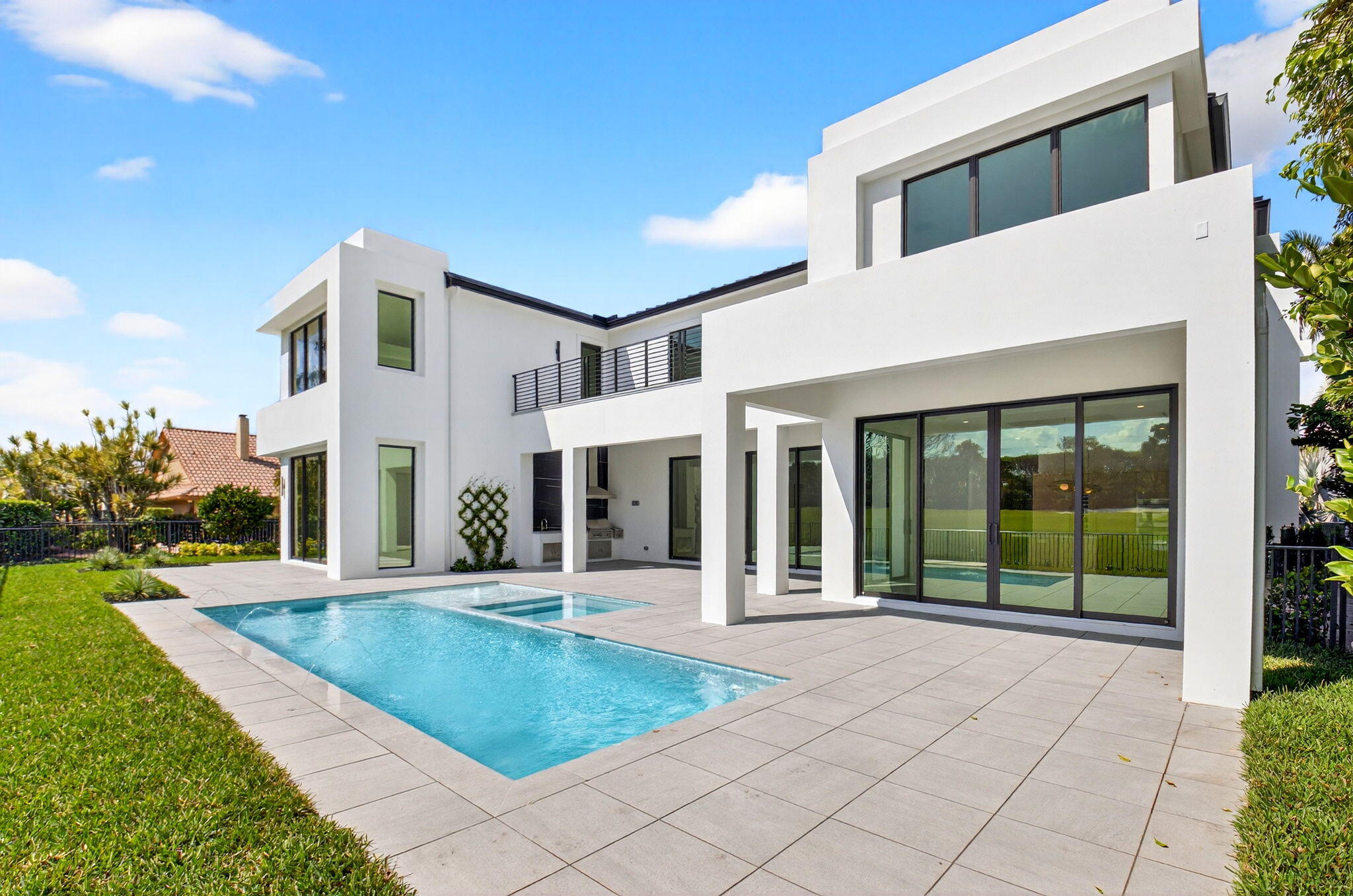 ST ANDREWS COUNTRY CLUB - Residential