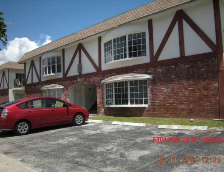 Nice Property with 3 bedrooms and 2 full baths very spacious condo! Affordable home and great for first-time home buyers. This will not last long! Appointment Only! Currently tenant occupied until August 31st, 2023.