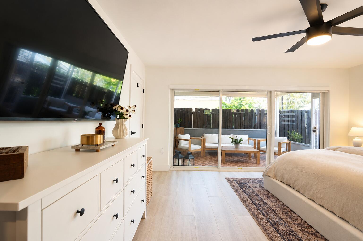 HAMPTON LAKES - Residential