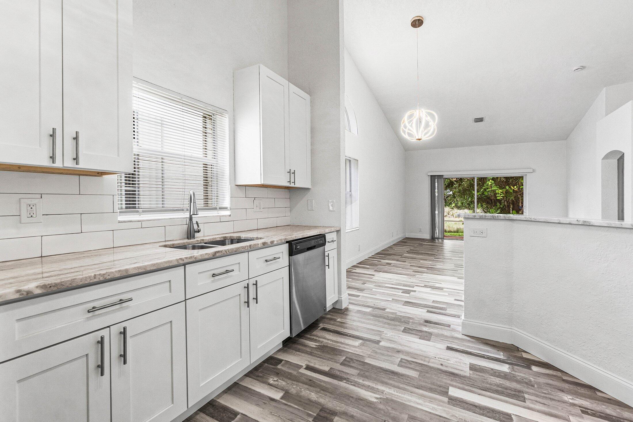 FLORAL LAKES 1 - Residential