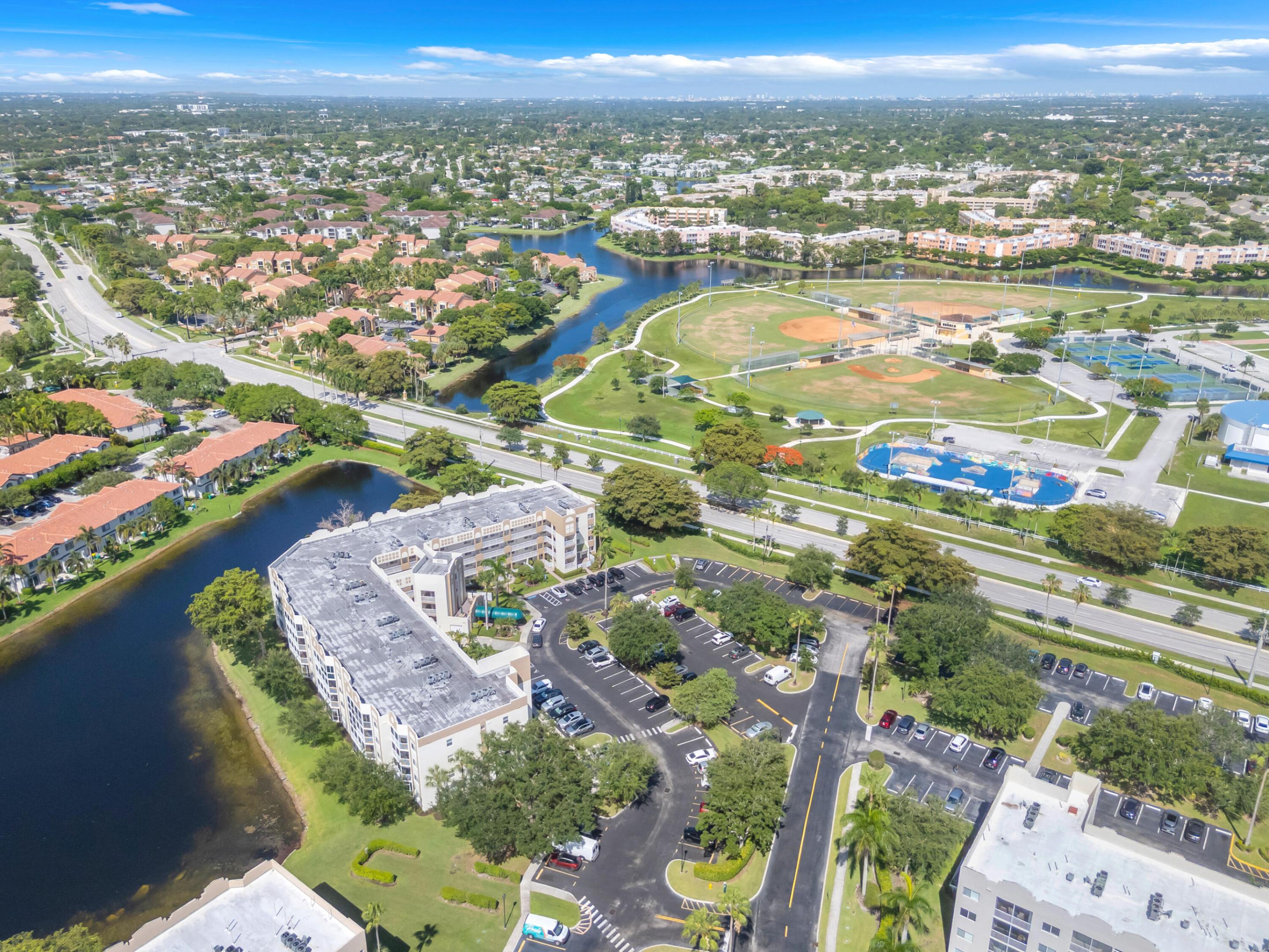 SOUTHAMPTON CONDOMINIUM I - Residential