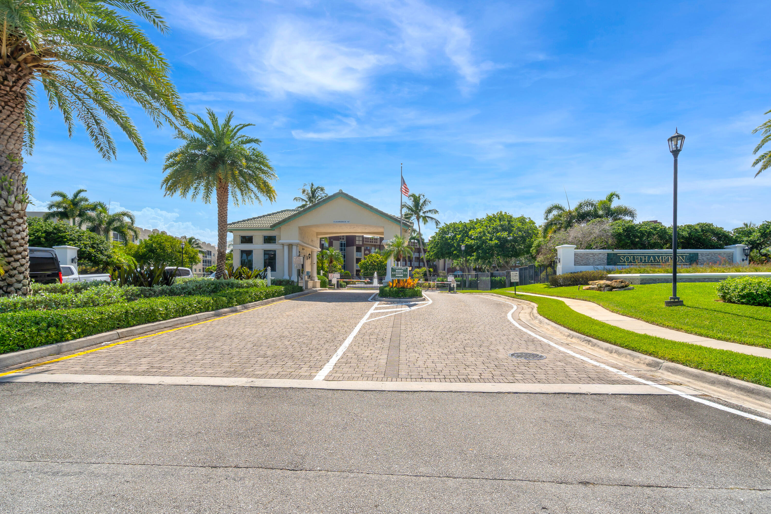 SOUTHAMPTON CONDOMINIUM I - Residential