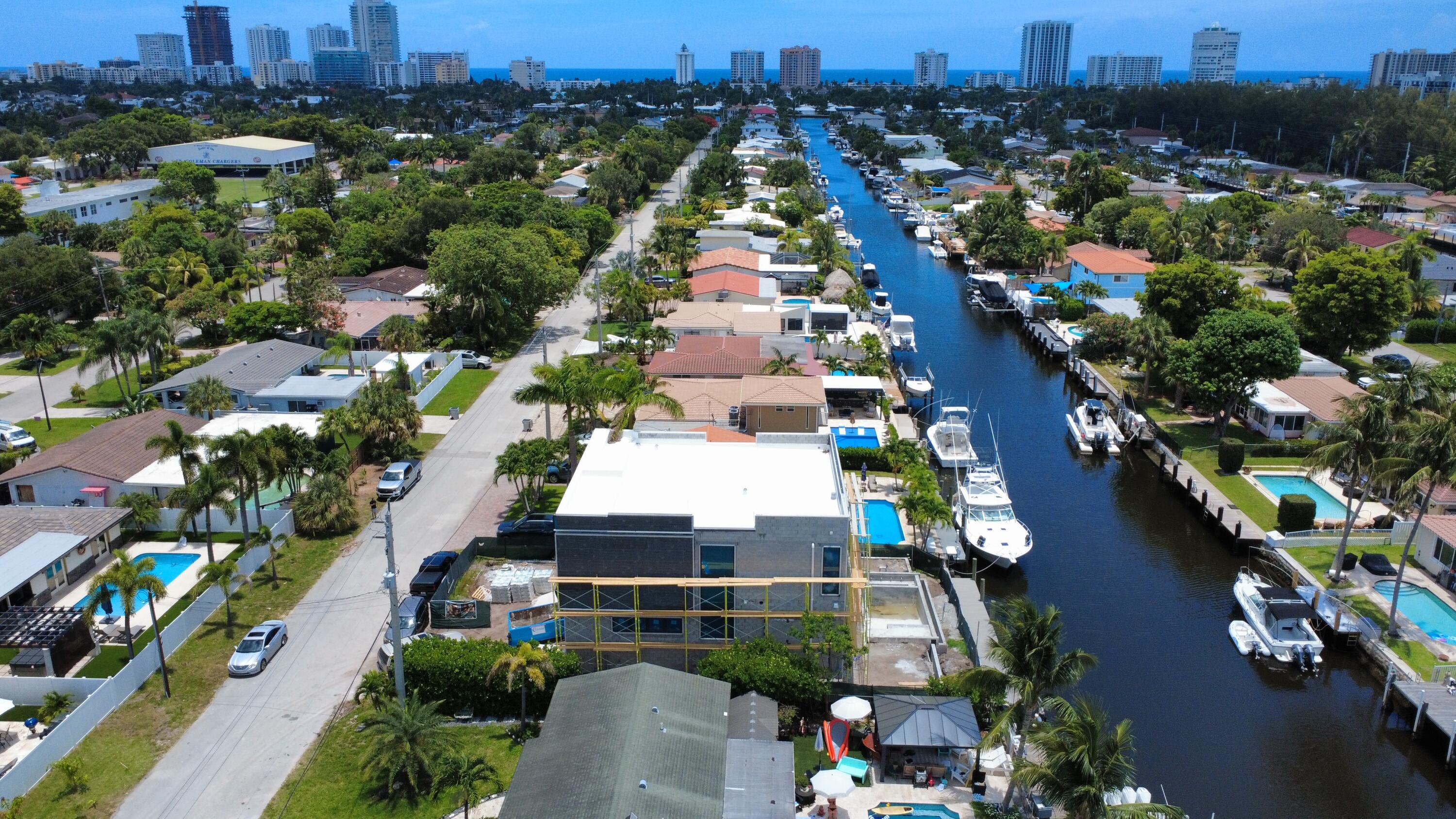 POMPANO ISLES - Residential