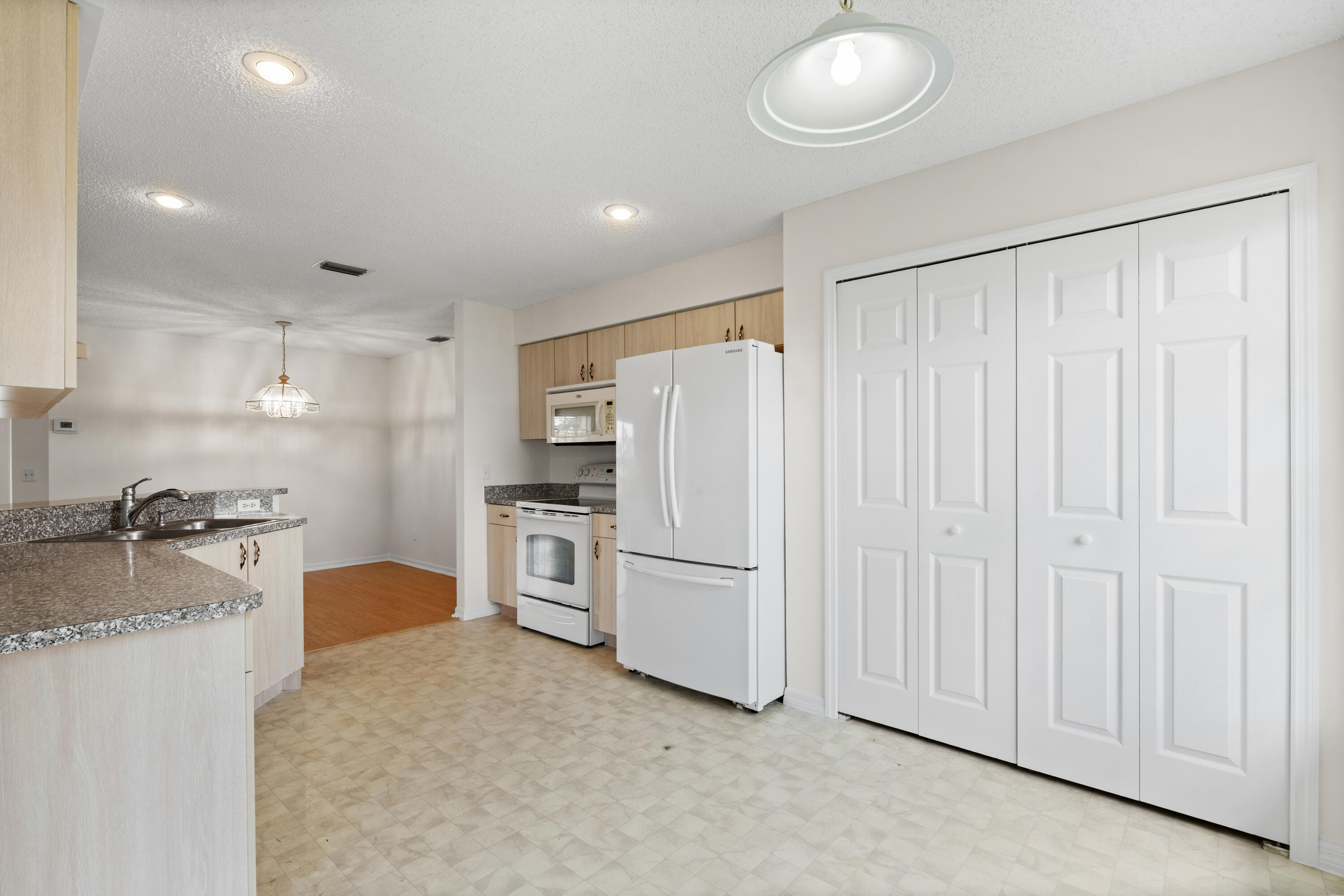 PORT ST LUCIE SECTION 30 - Residential