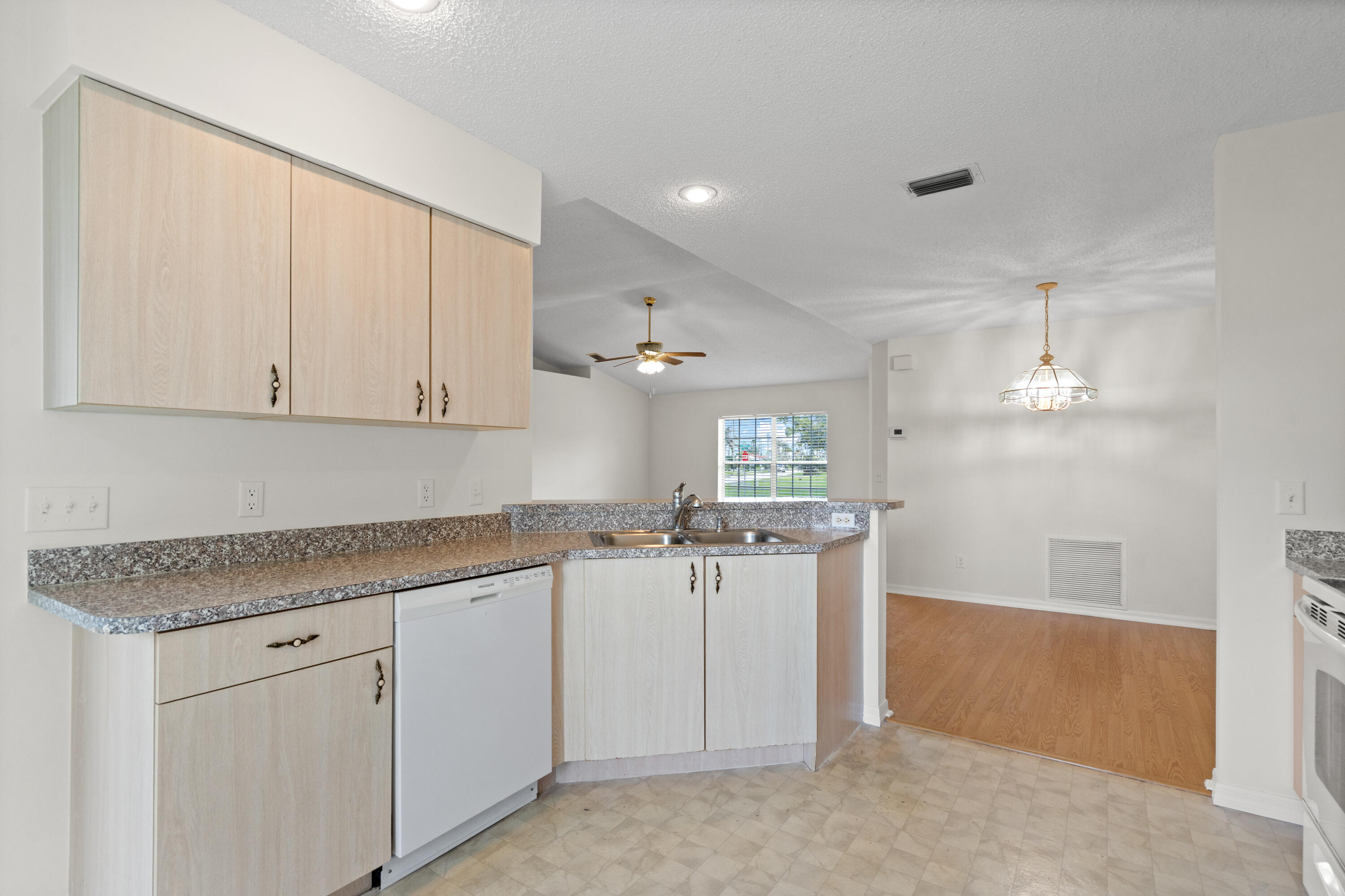 PORT ST LUCIE SECTION 30 - Residential