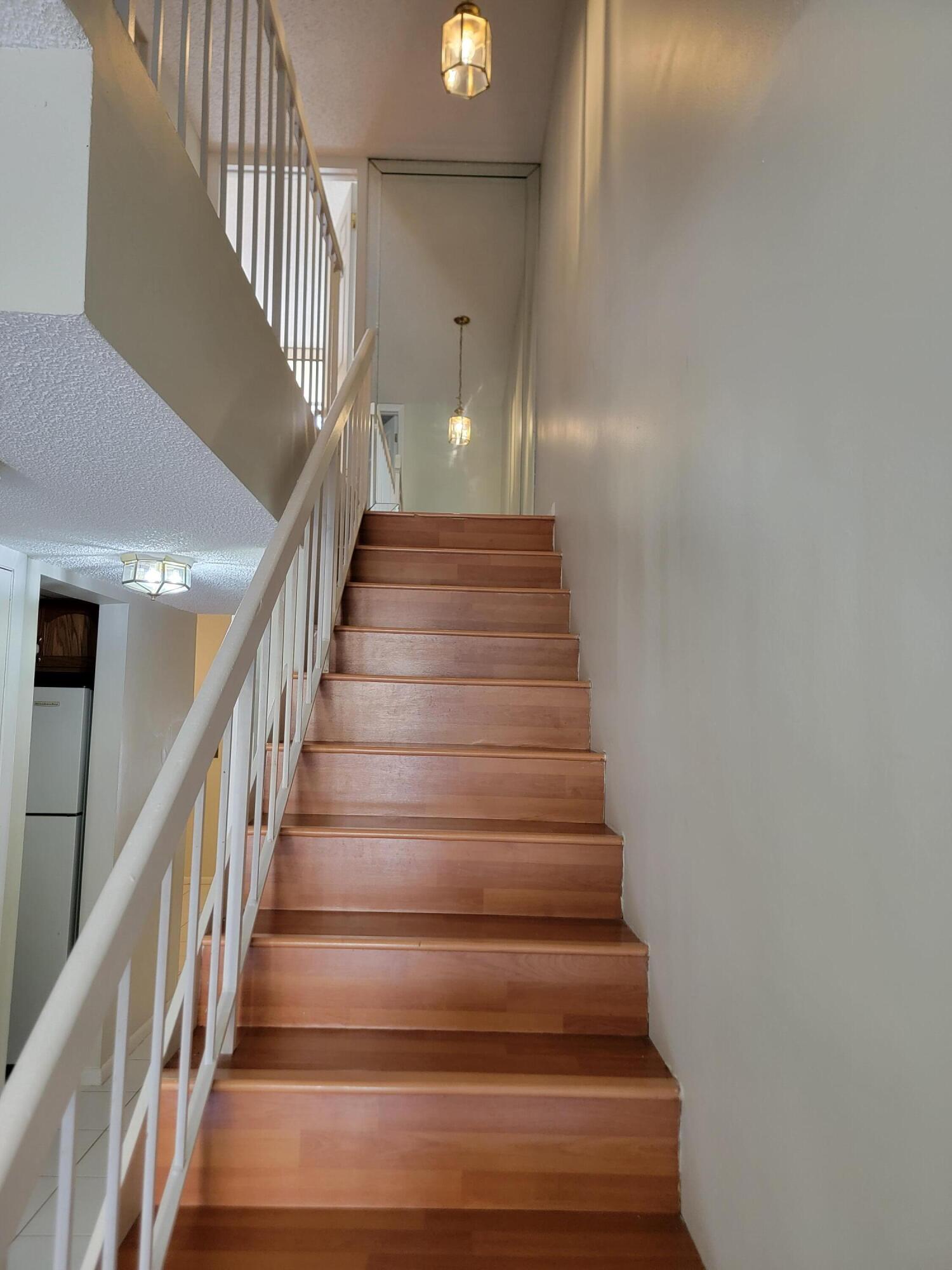VISTA GARDENS I CONDO - Residential Lease