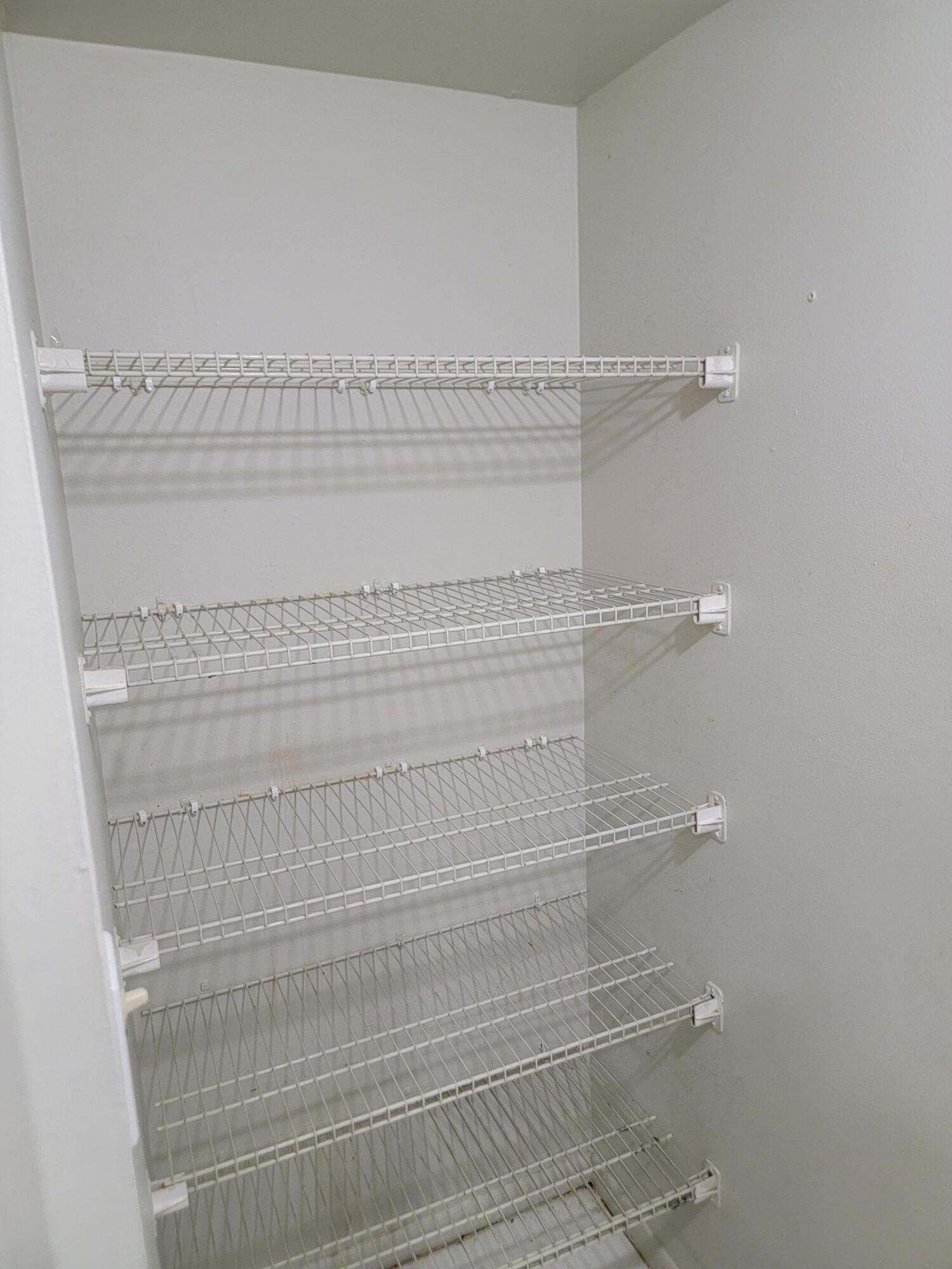 VISTA GARDENS I CONDO - Residential Lease