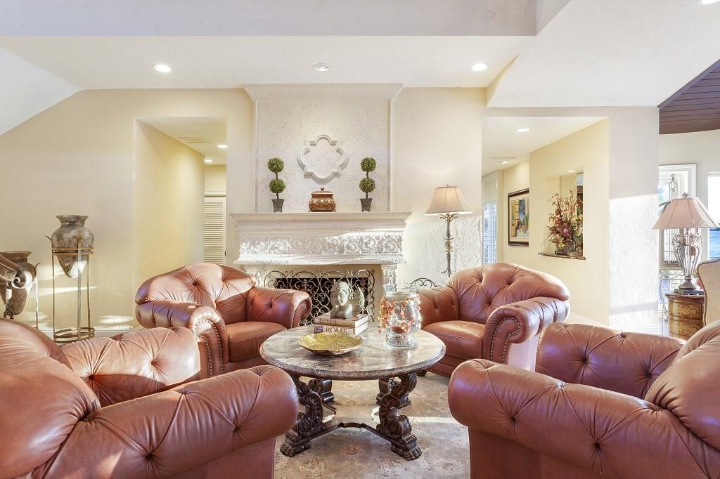 Las Olas Isles - Residential