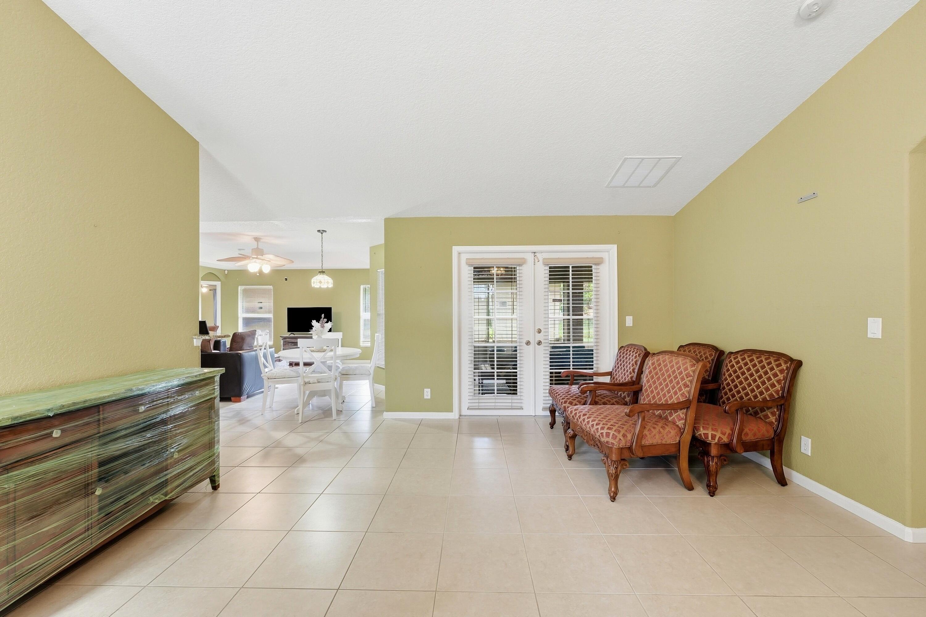 PORT ST LUCIE SECTION 8 - Residential