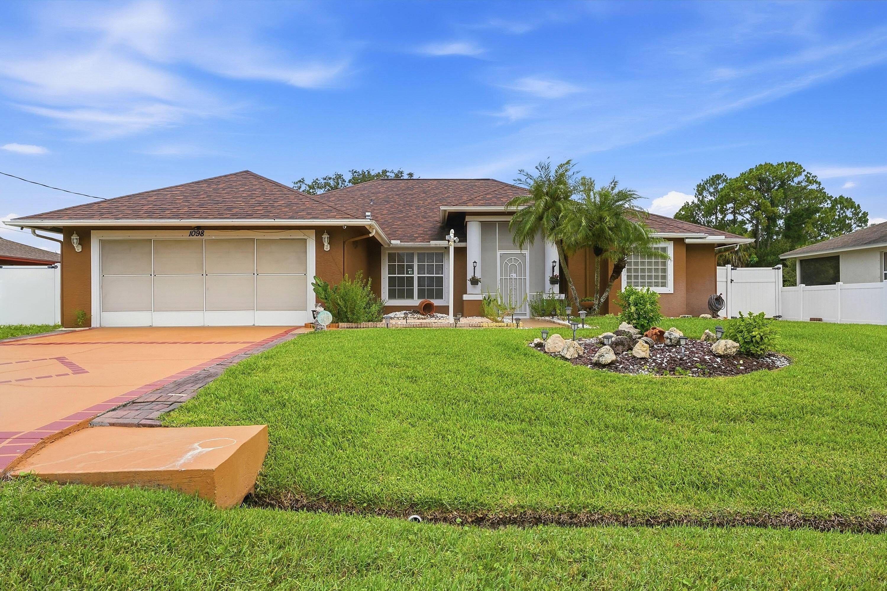 PORT ST LUCIE SECTION 8 - Residential
