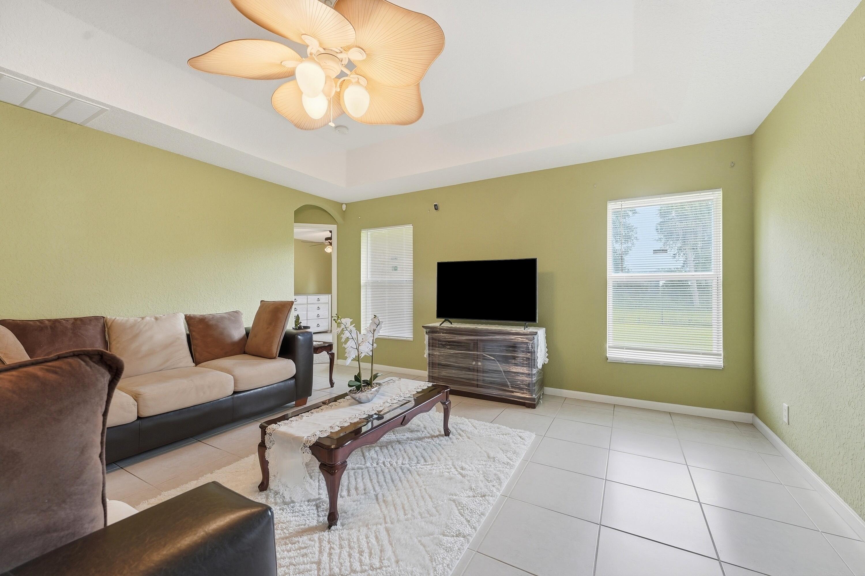 PORT ST LUCIE SECTION 8 - Residential