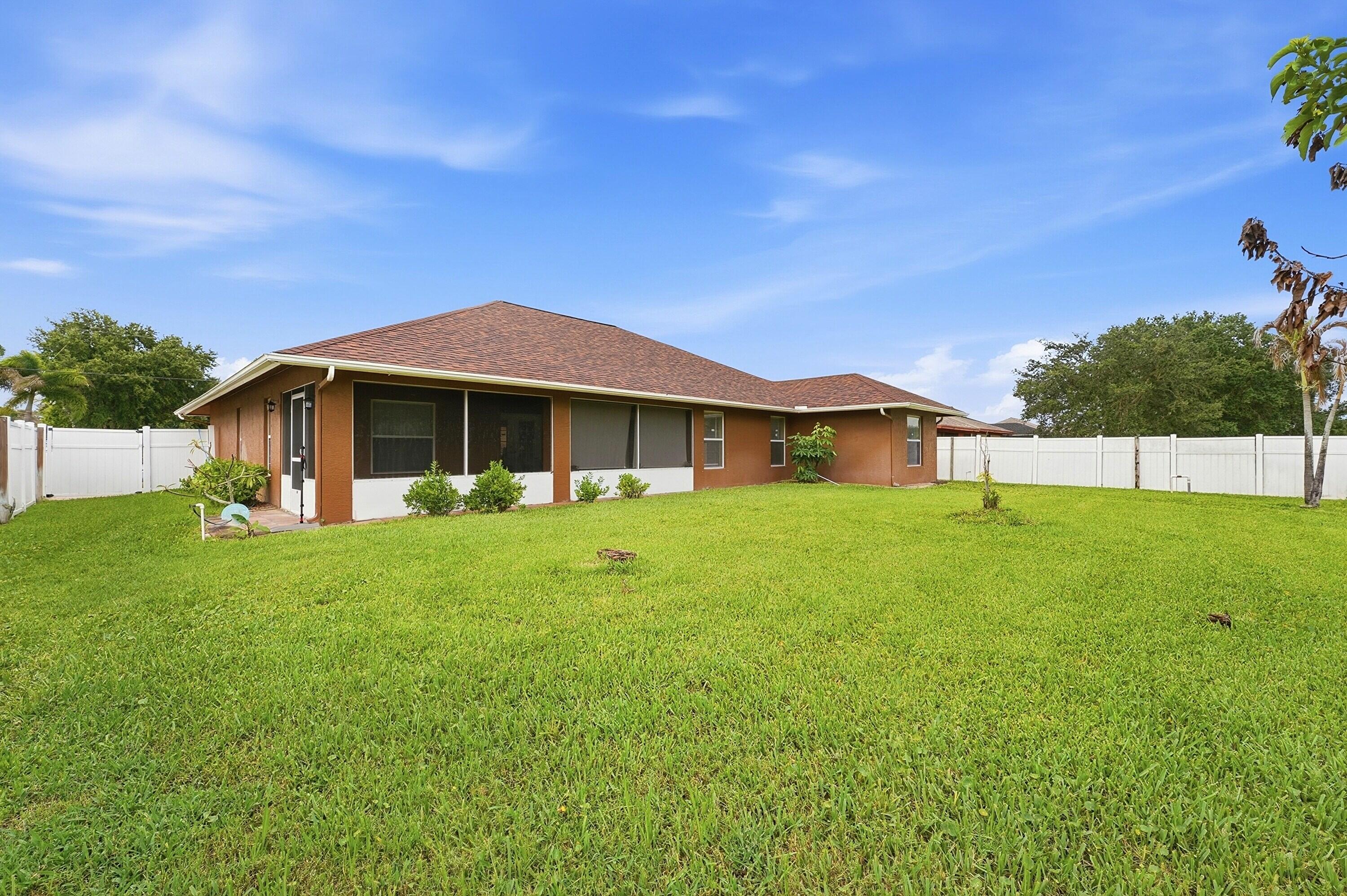 PORT ST LUCIE SECTION 8 - Residential