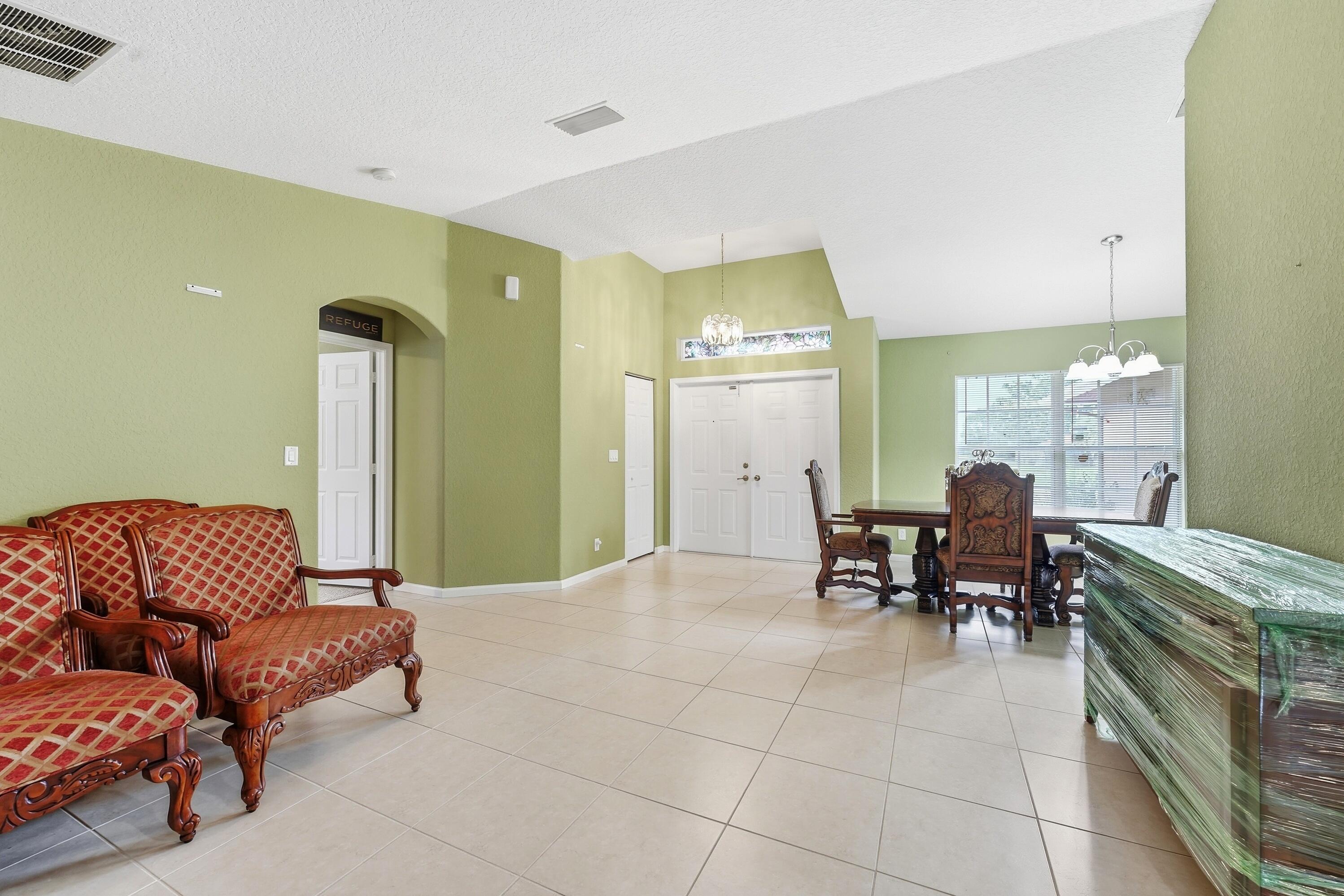 PORT ST LUCIE SECTION 8 - Residential