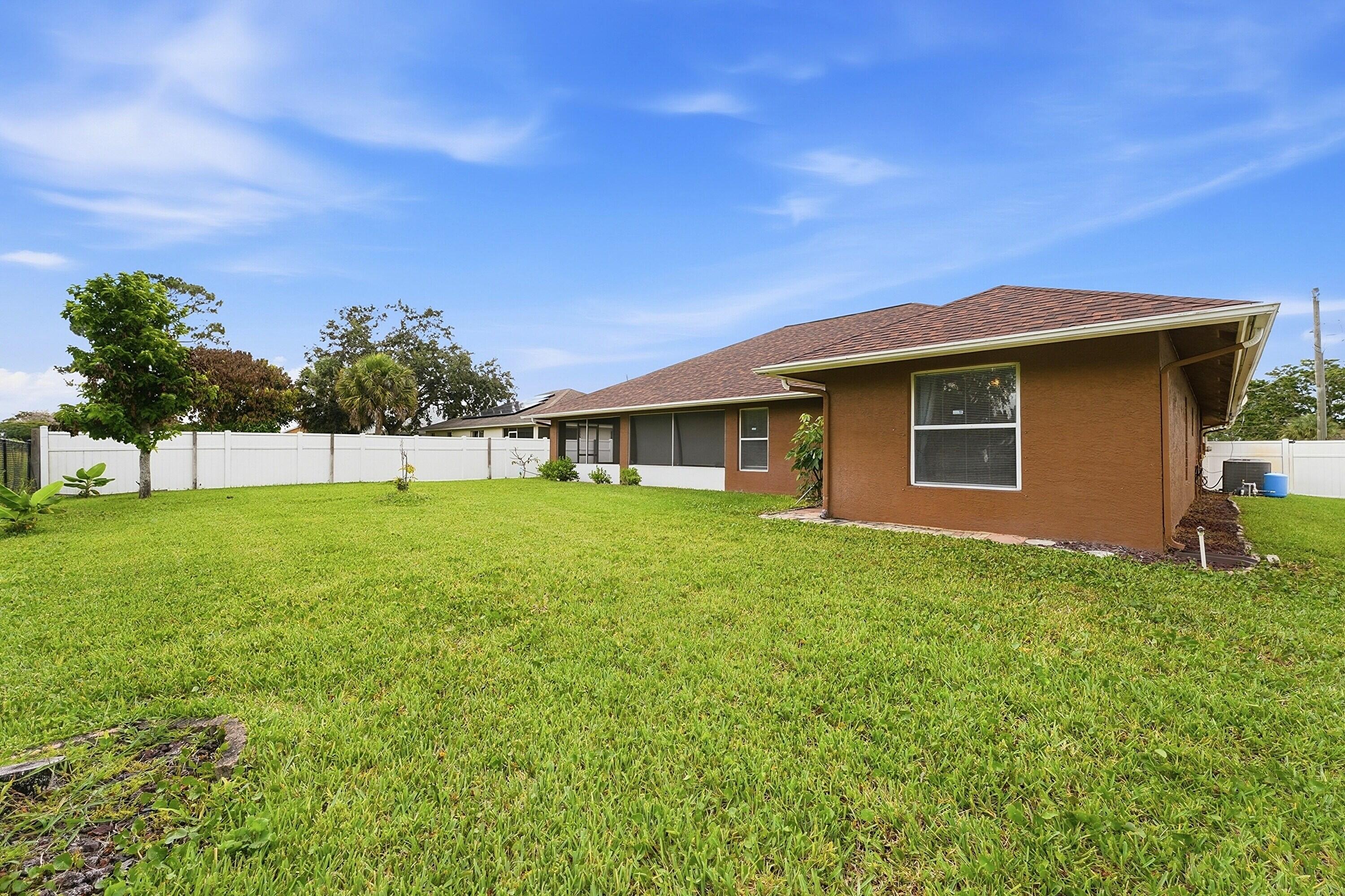 PORT ST LUCIE SECTION 8 - Residential
