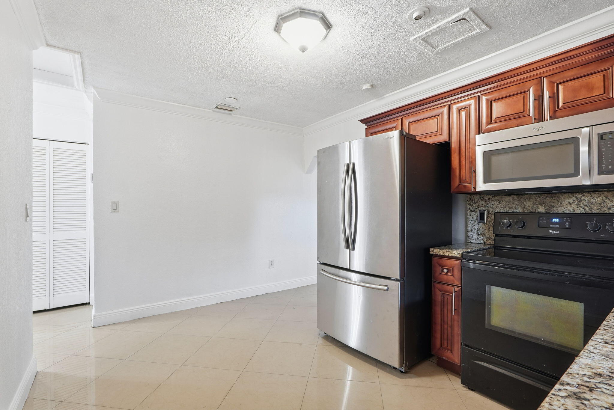 NORTH HOLLYWOOD - Residential Income