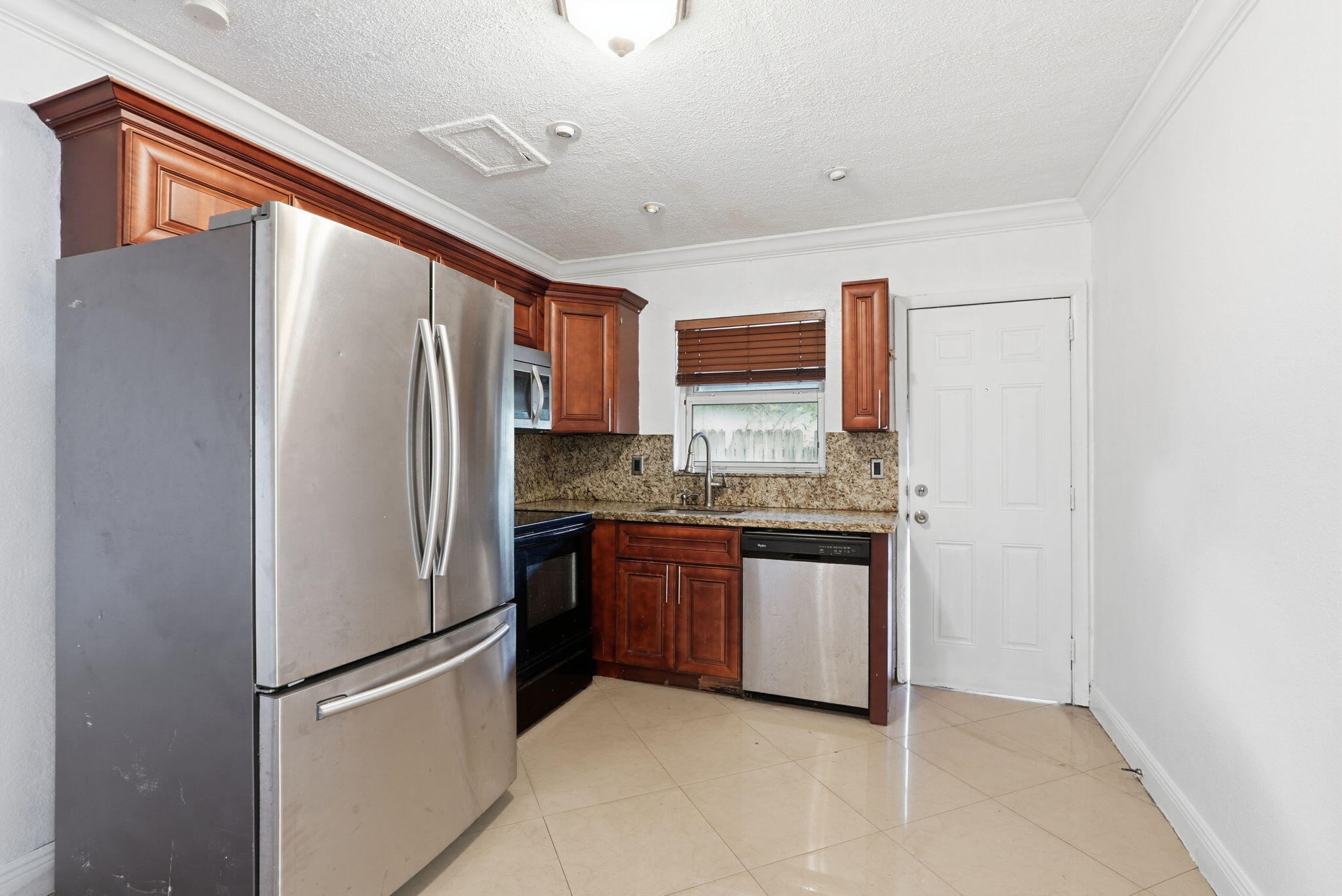NORTH HOLLYWOOD - Residential Income