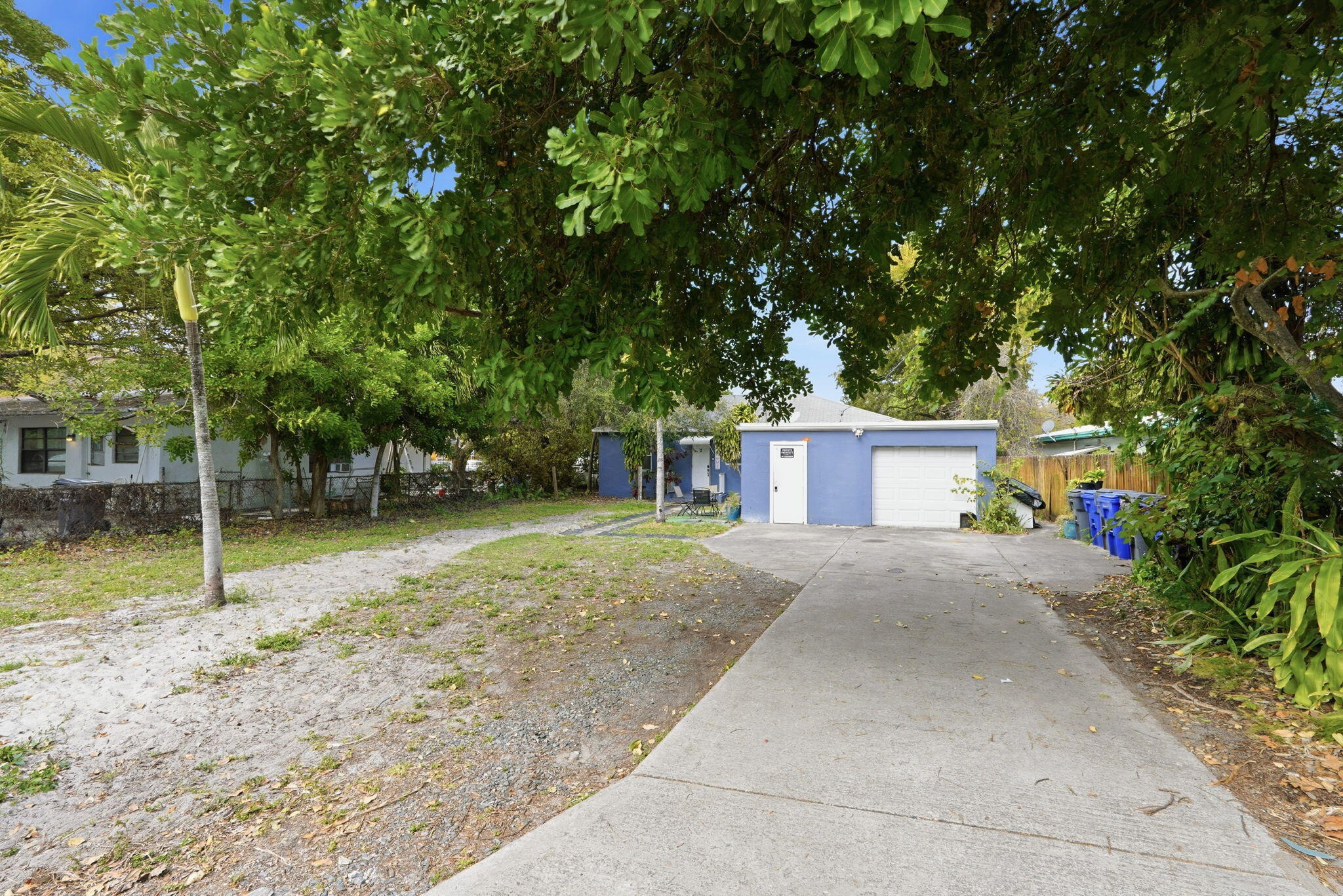 NORTH HOLLYWOOD - Residential Income