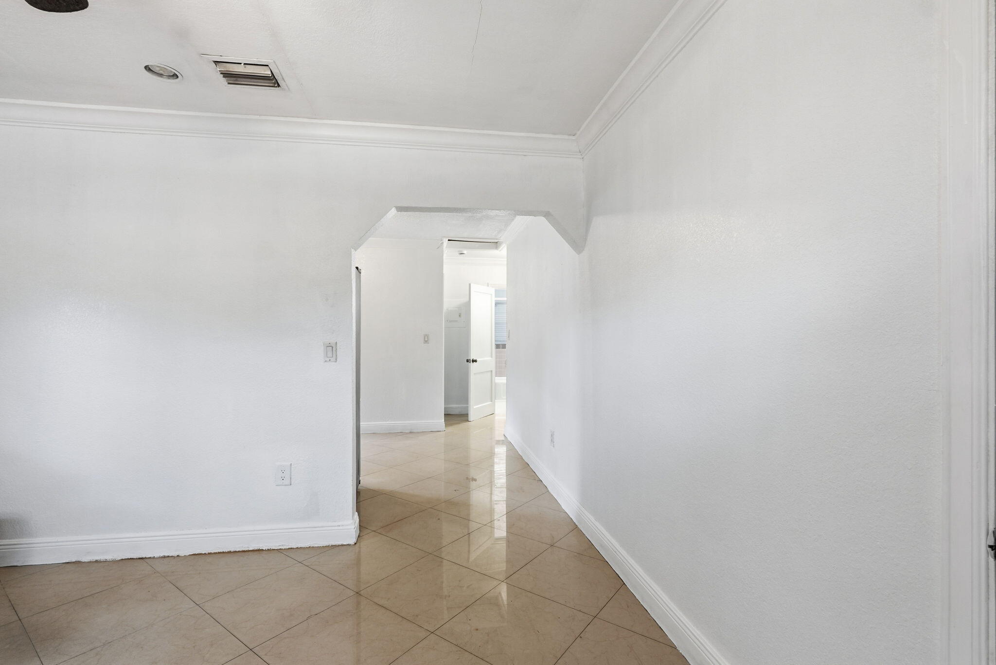 NORTH HOLLYWOOD - Residential Income