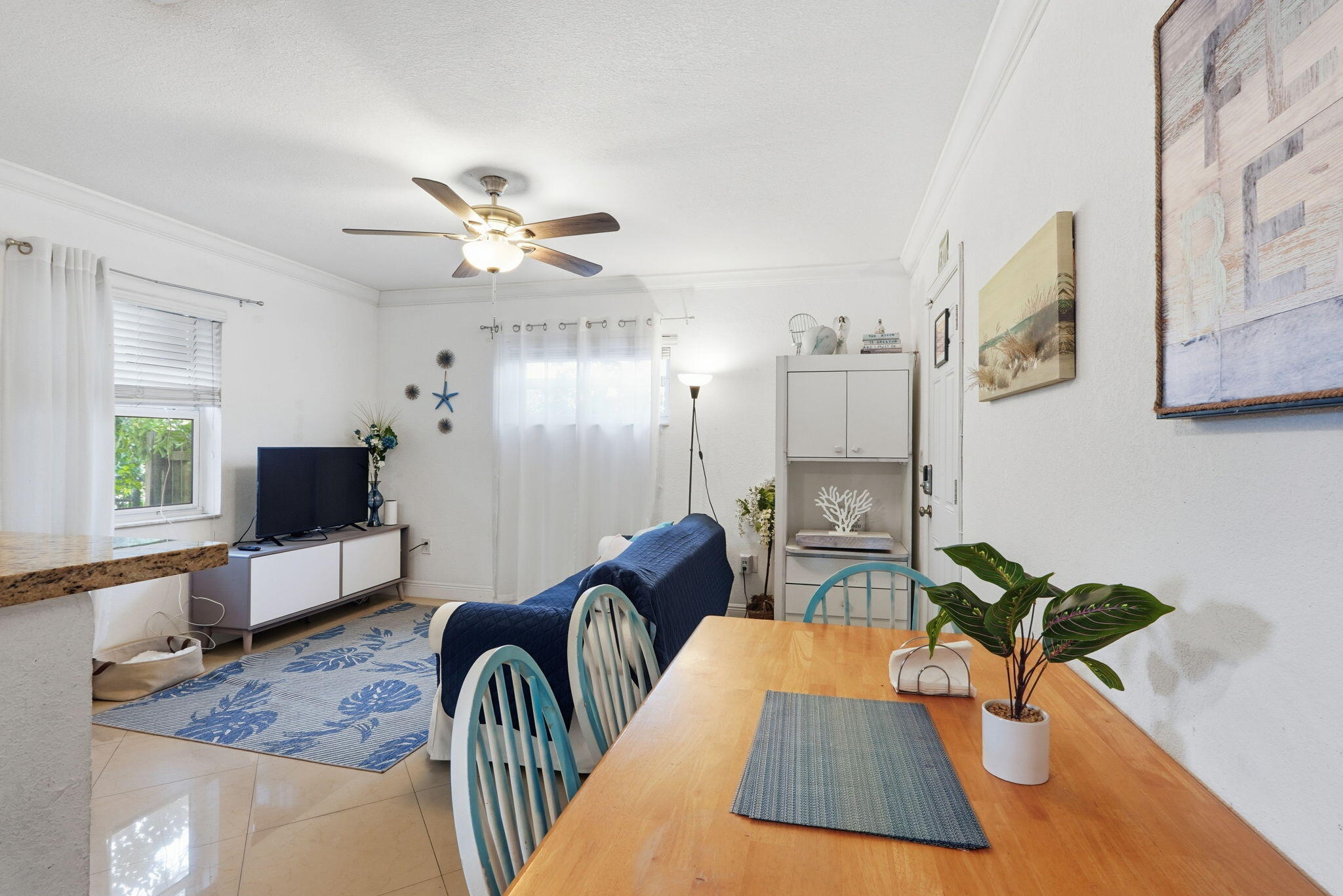 NORTH HOLLYWOOD - Residential Income