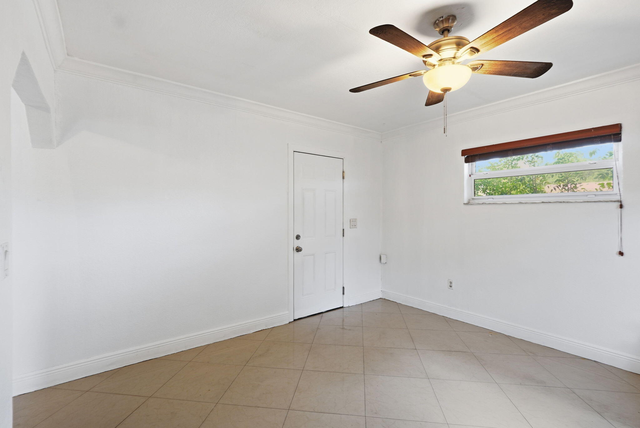 NORTH HOLLYWOOD - Residential Income