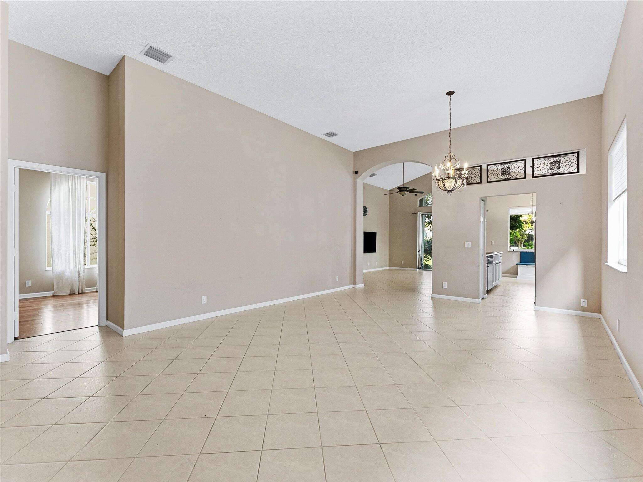 REGENCY LAKES AT COCONUT CREEK - Residential