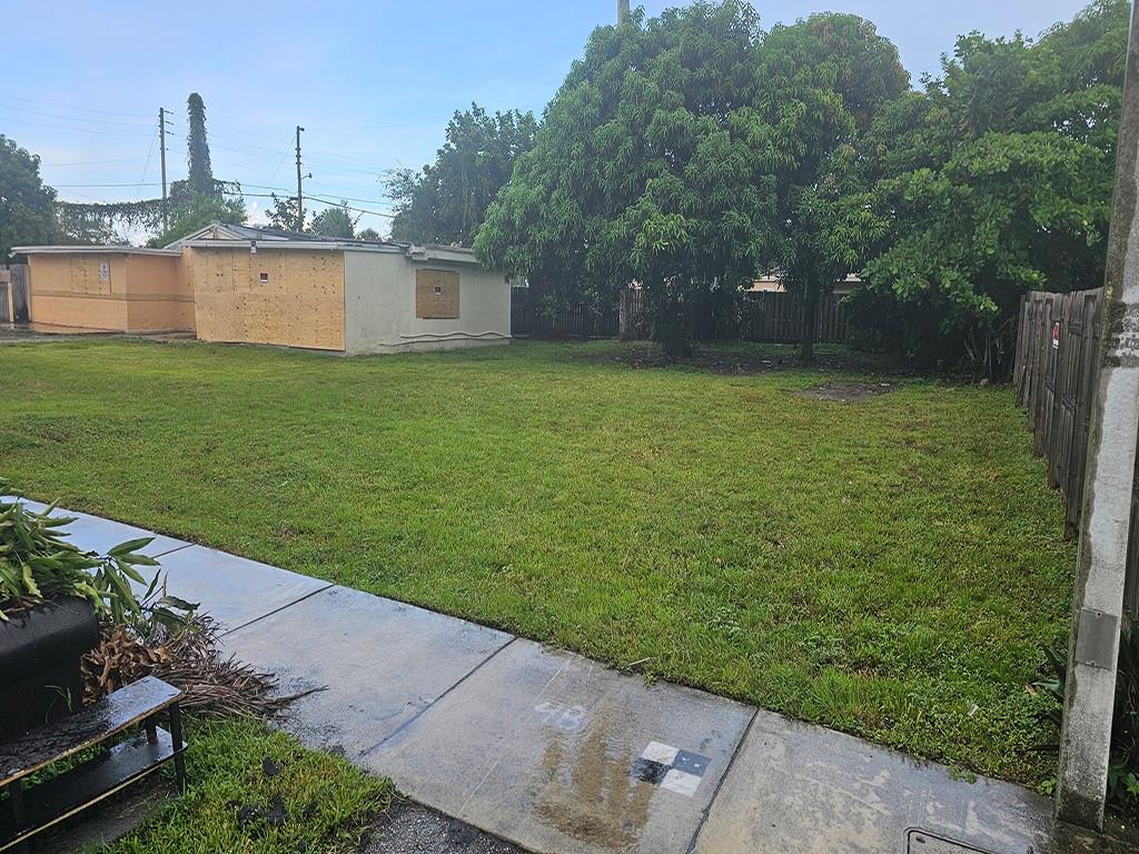 Sun Land Park 25-30 B - Residential