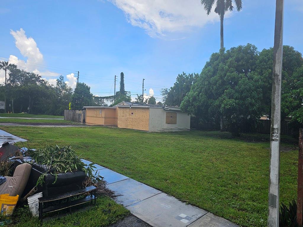 Sun Land Park 25-30 B - Residential