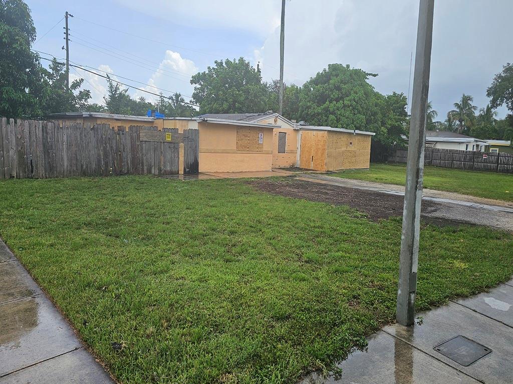 Sun Land Park 25-30 B - Residential