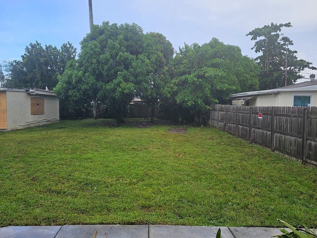 Sun Land Park 25-30 B - Residential