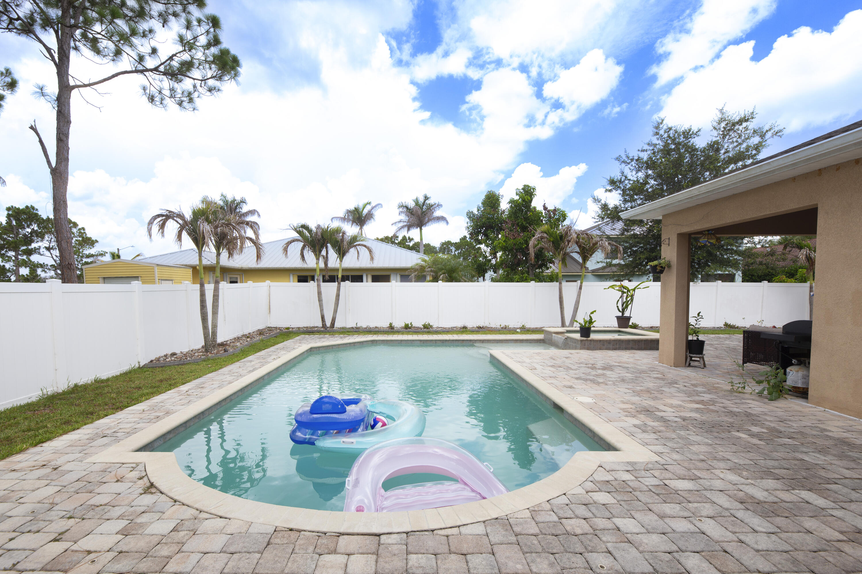 PORT ST LUCIE SECTION 44 - Residential