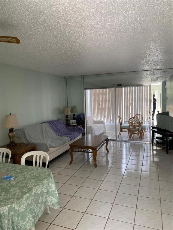 Hawaiian Gardens - Residential