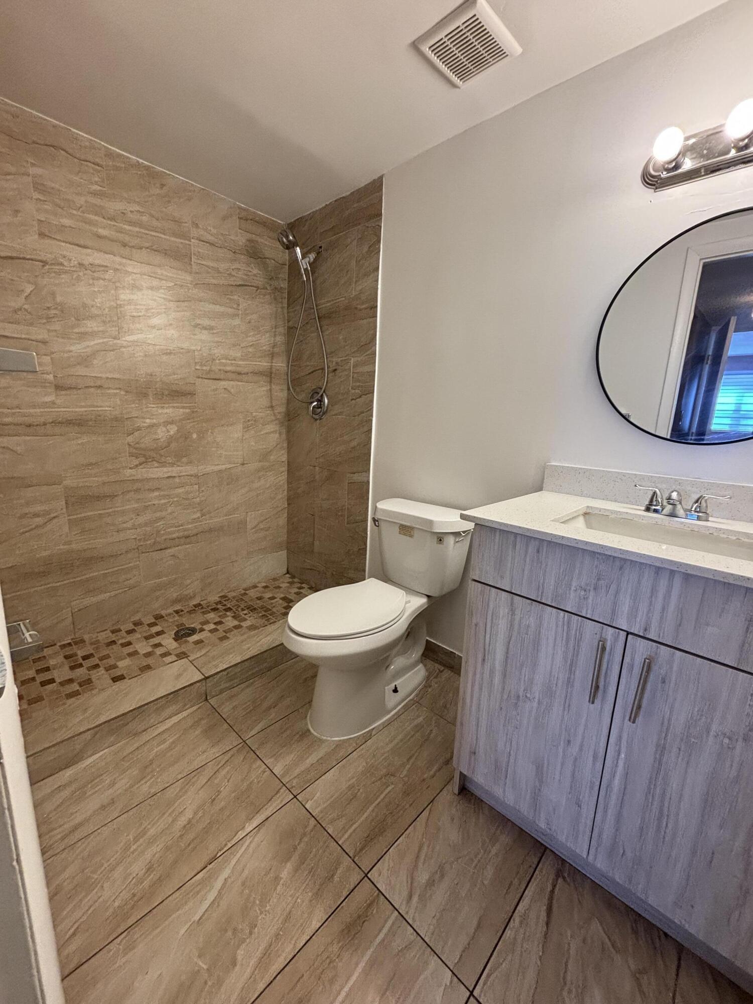 Royal Point I CONDOMINIUM - Residential Lease