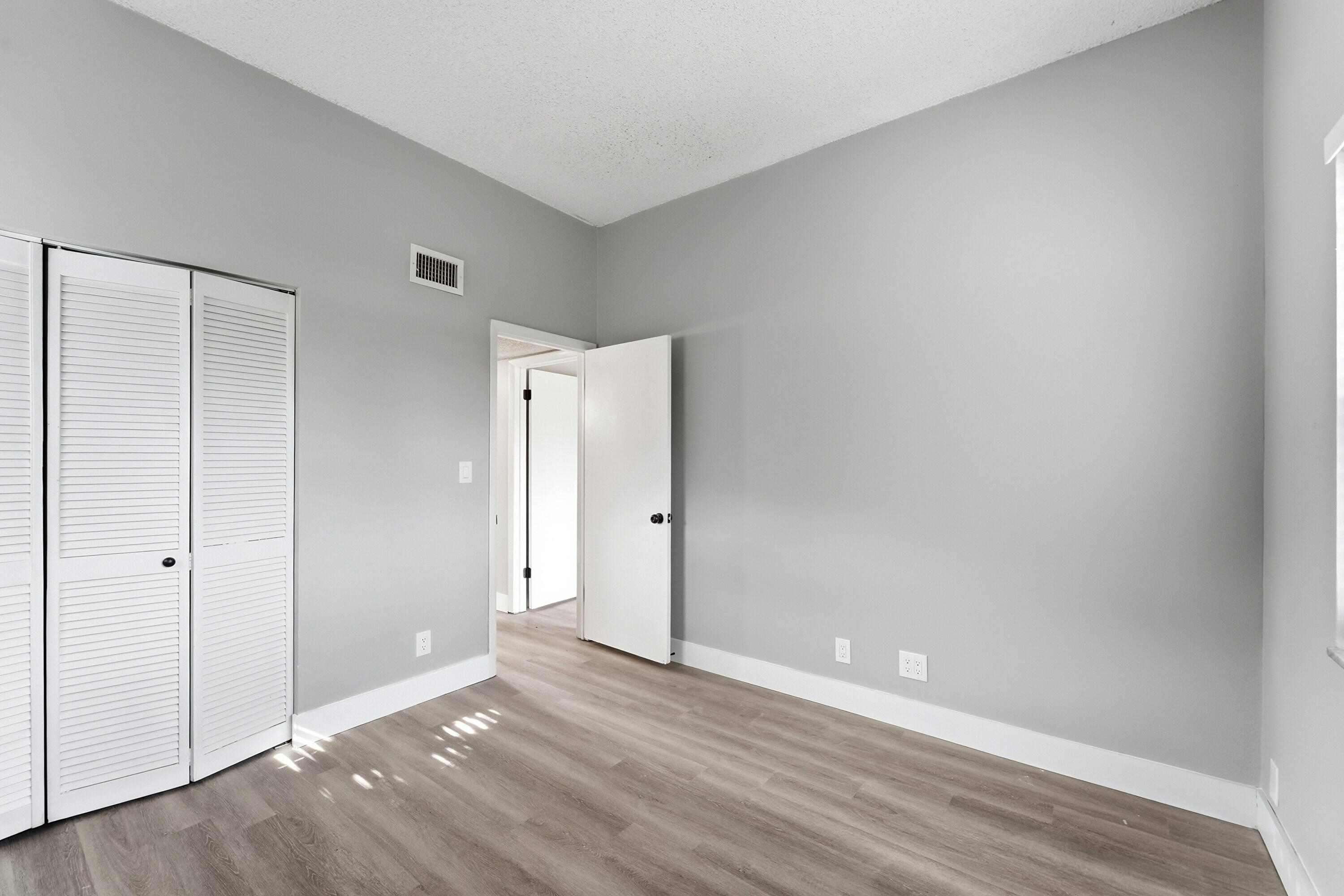 APPLE CREEK - Residential