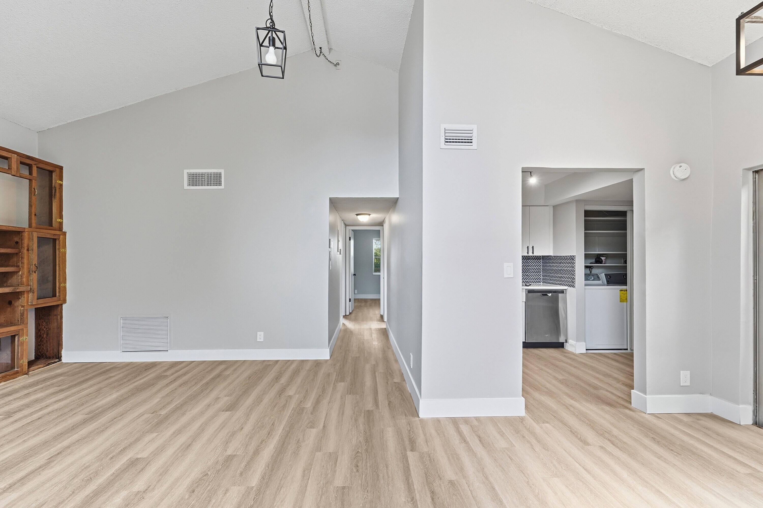 APPLE CREEK - Residential