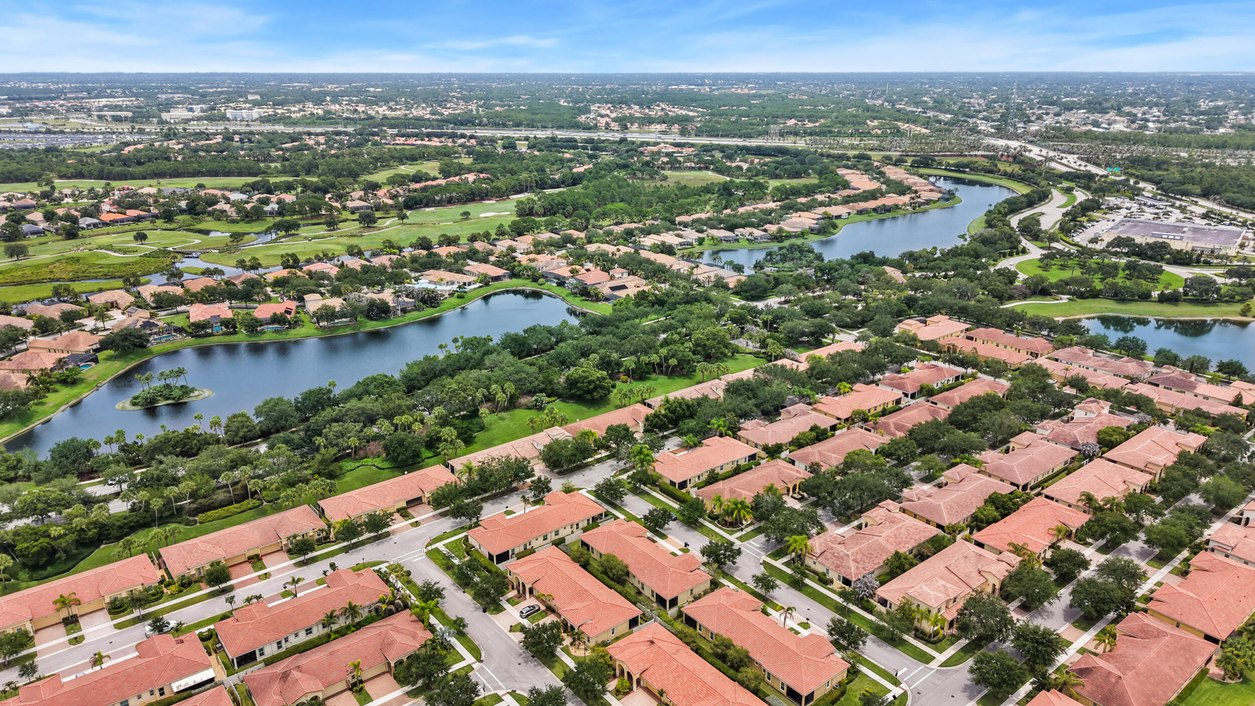 VERANO - Residential
